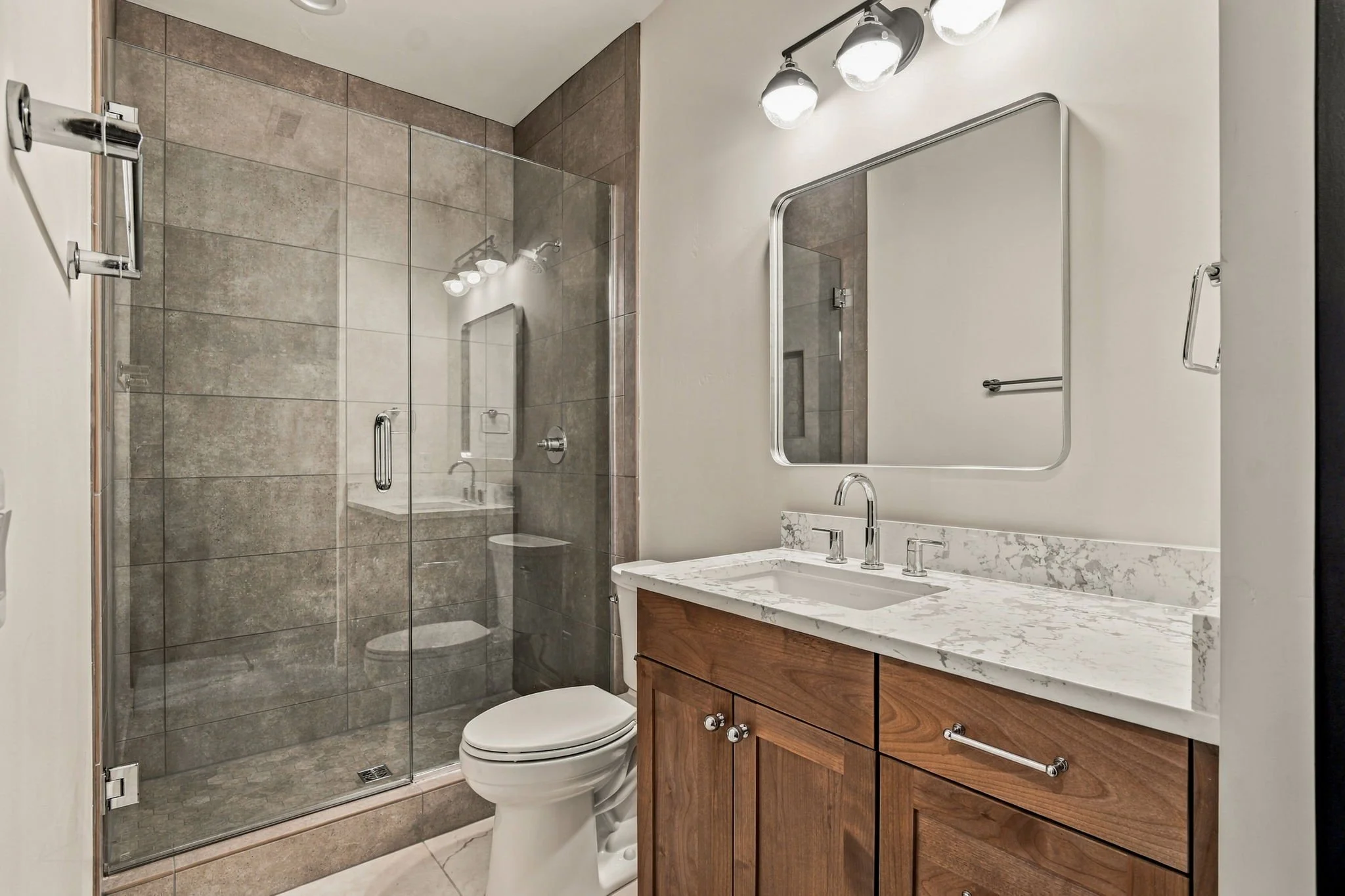 41-web-or-mls-8583TallTales-AQC-40.jpg