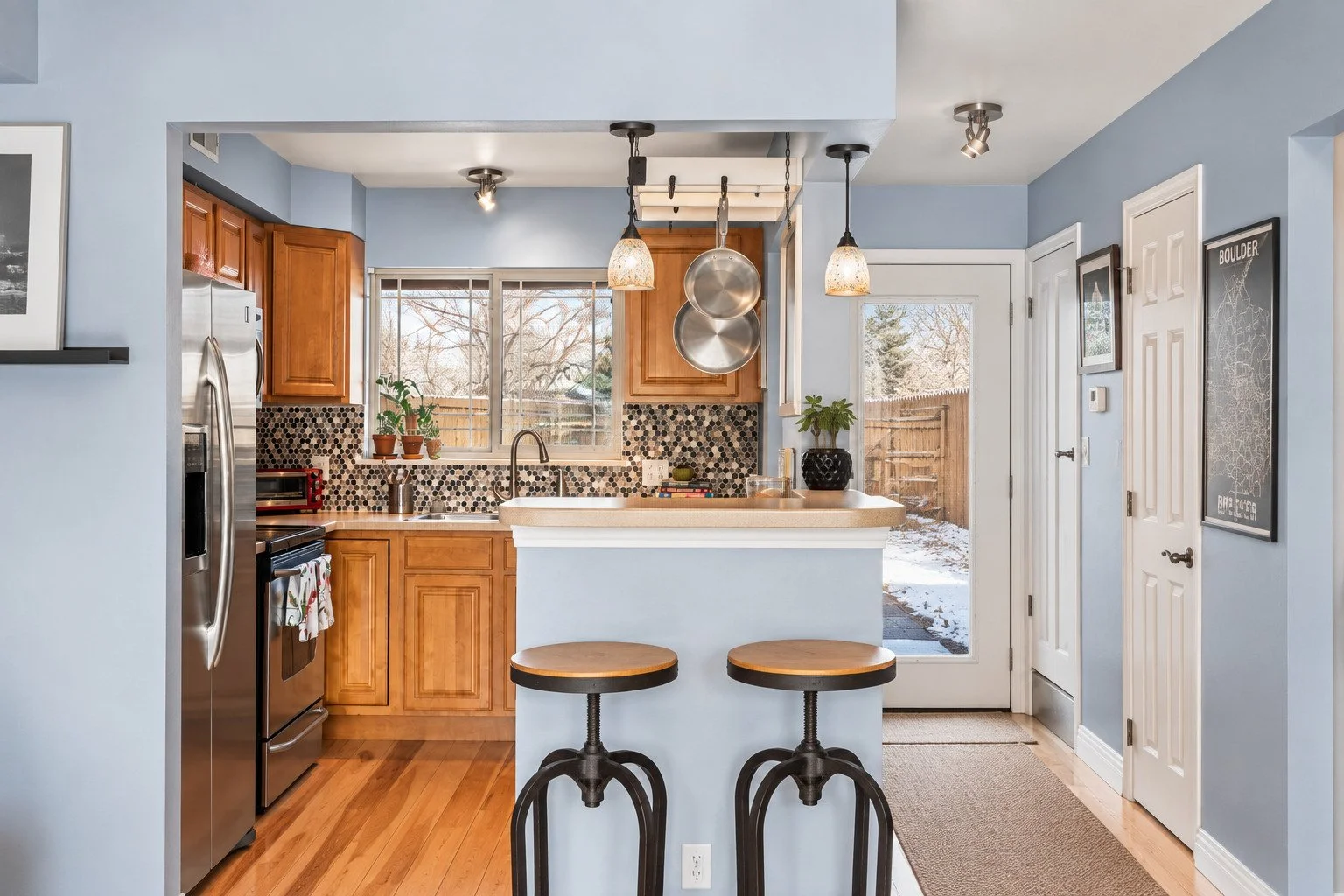 blue_kitchen_portfolio_master.jpg