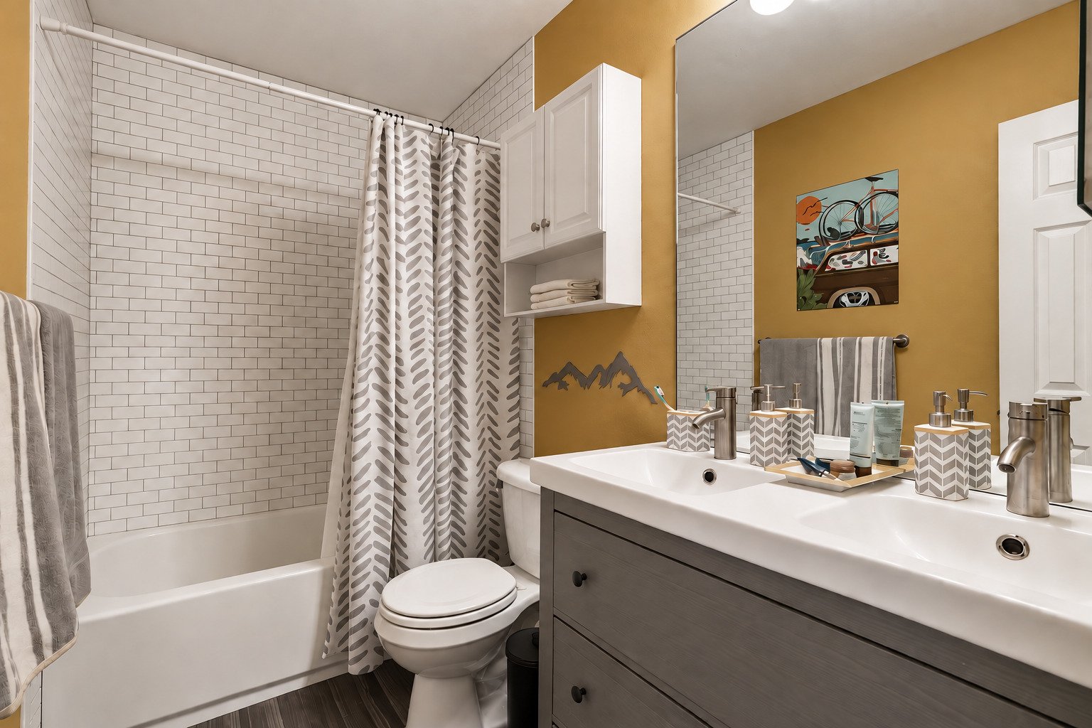 mustard_bathroom_portfolio_master.jpg