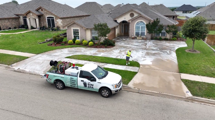 Pressure Washing vs. Power Washing vs. Soft Washing: What’s the Difference?