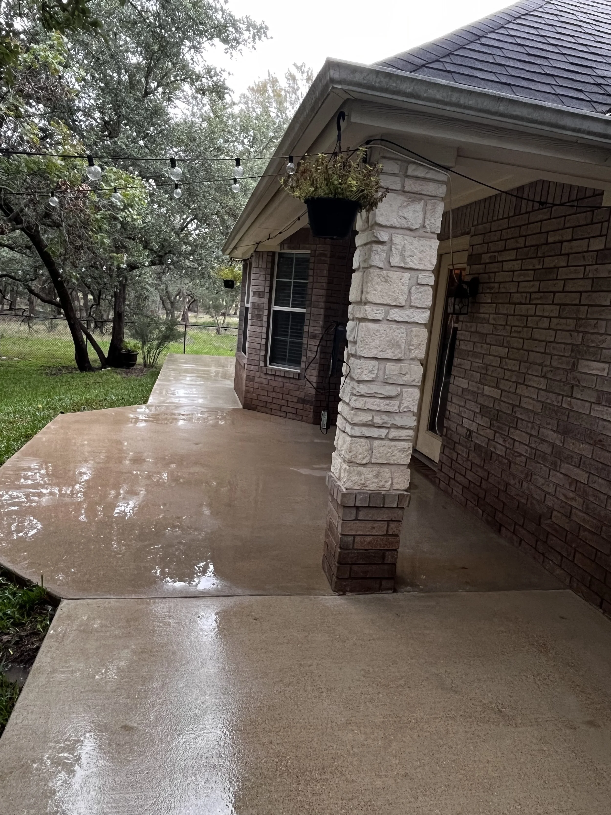 How Much Does Pressure Washing Cost in Central Texas?