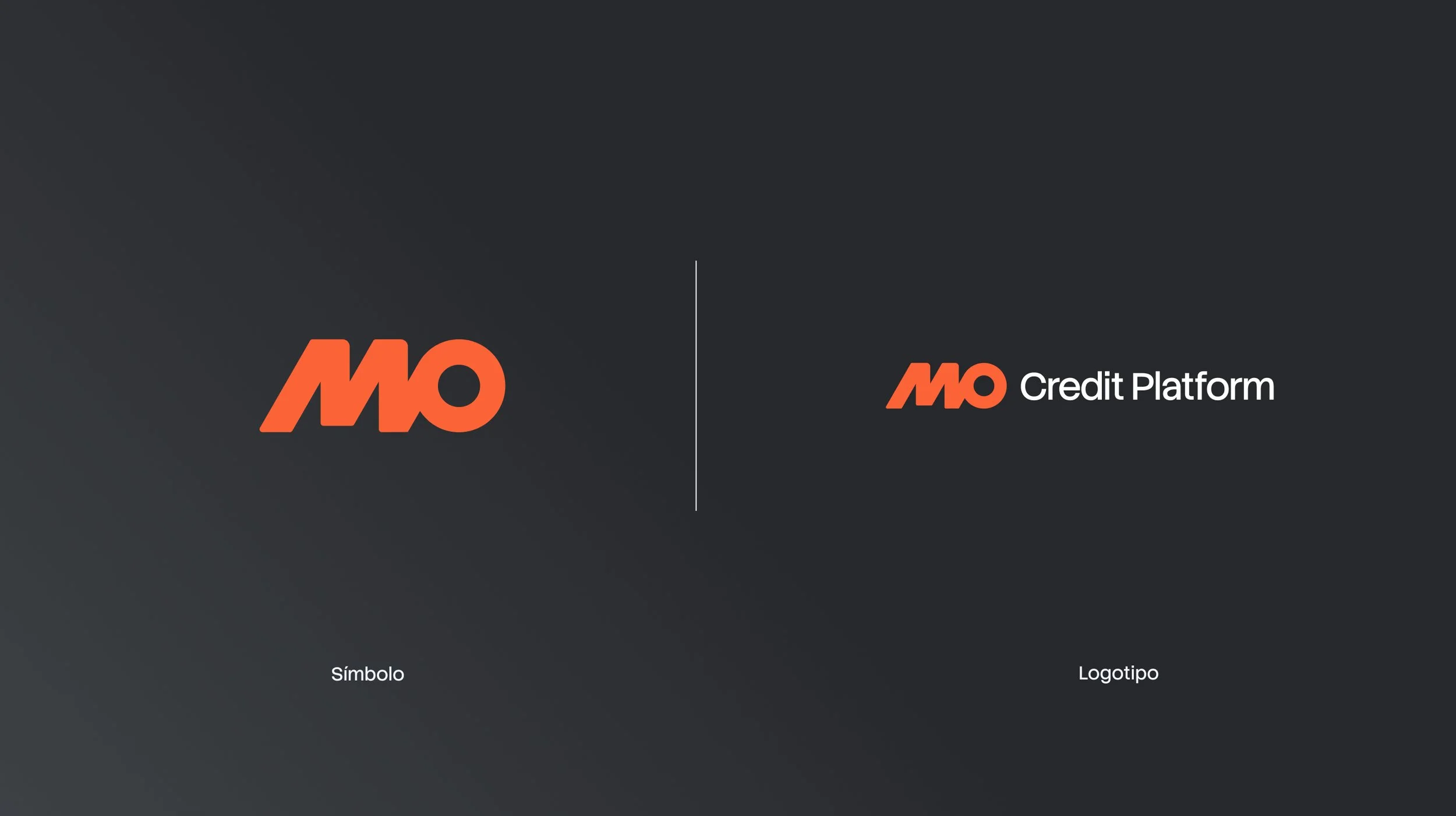 Logotipo con el símbolo 'Mo' en color naranja y texto 'Mo Credit Platform' en blanco a la derecha sobre fondo gris oscuro.