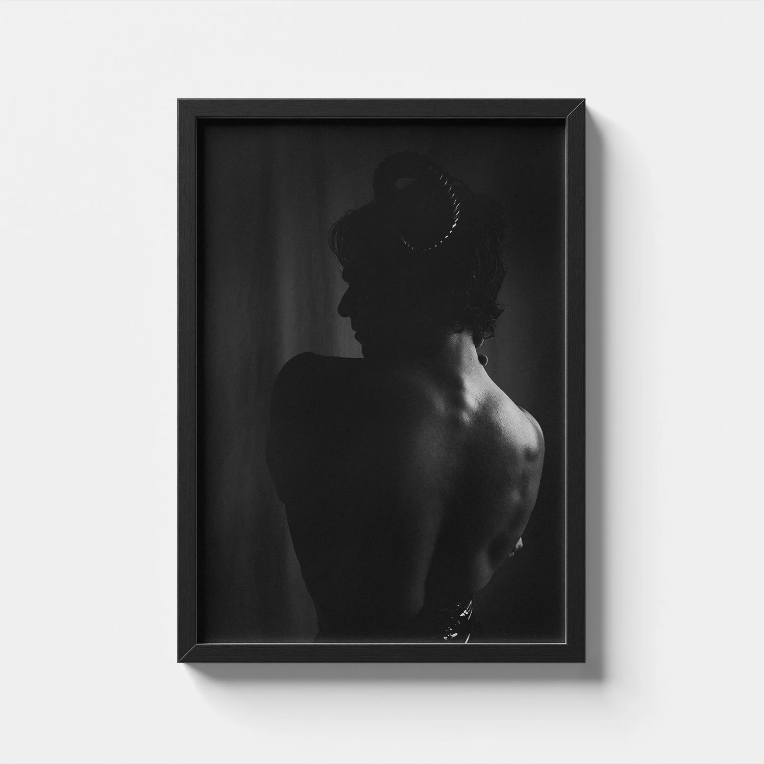 _mockup vertical Horny.jpg