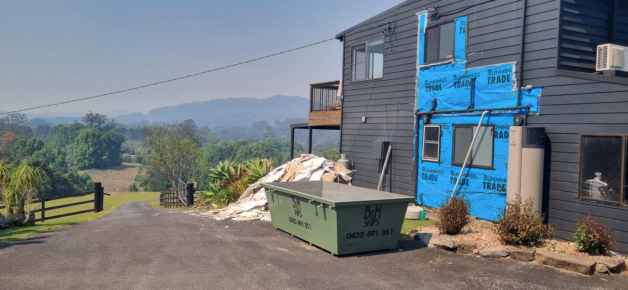 Skip Bins for Builders, Renovations & Construction Sites (Renovation & Construction waste skip bin)