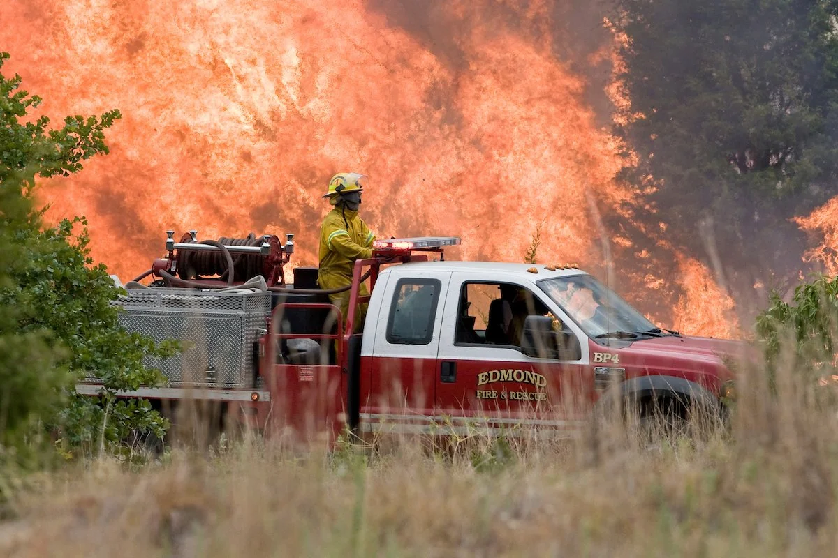 edmondfire0440.jpg