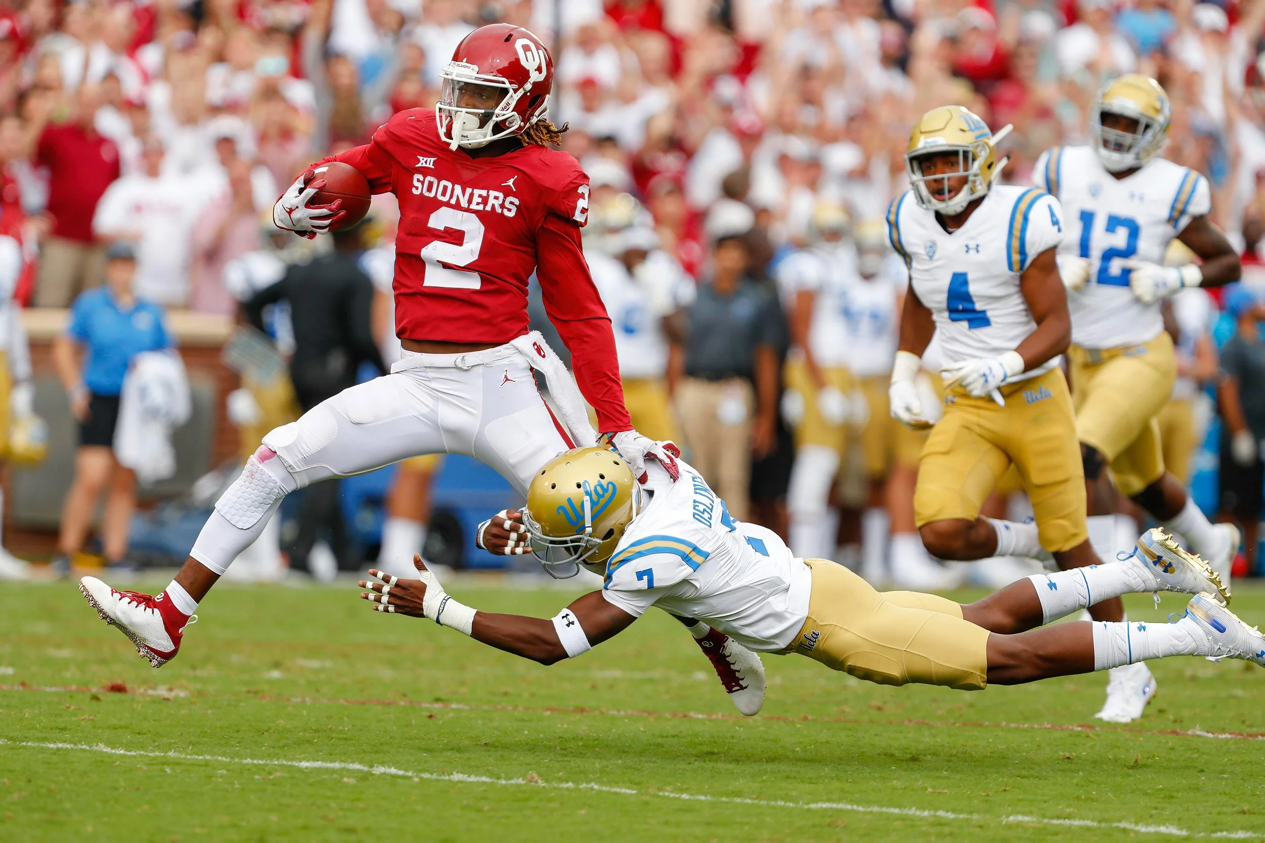 UCLAOklahomaFb2018.jpg