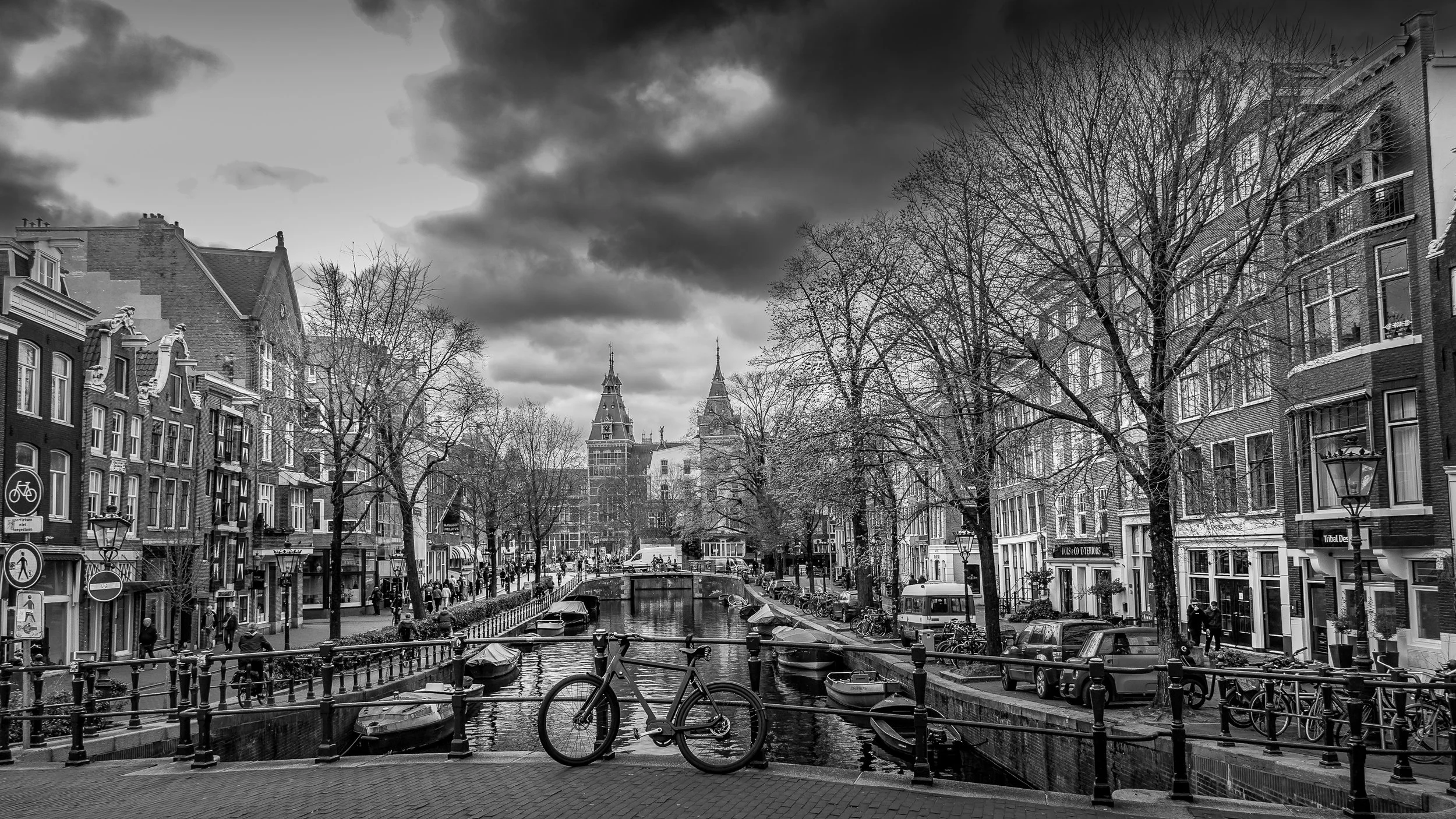25-03-26 HC Amsterdam-1626.jpg