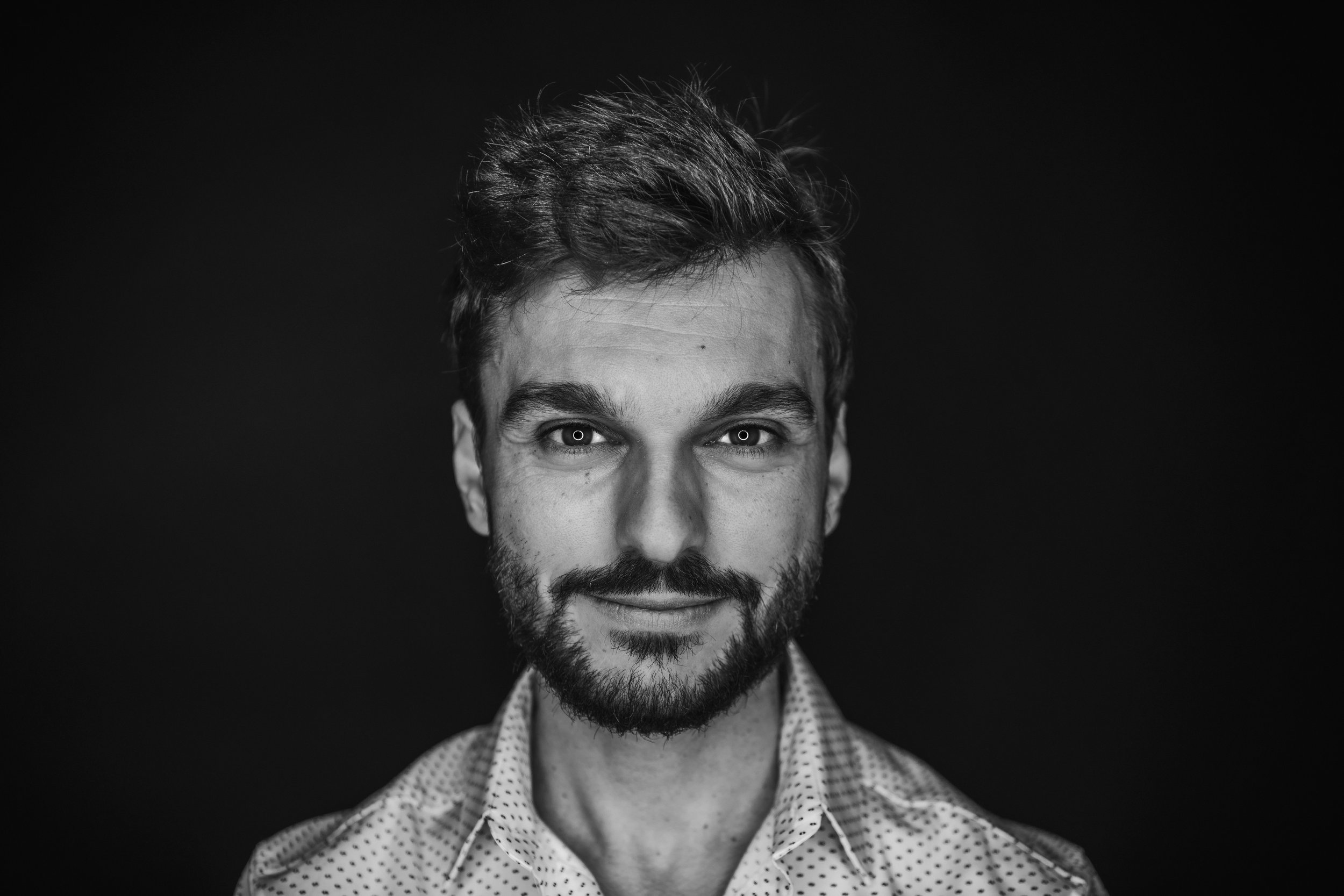 Anthony Despres, motion designer et vidéaste, partenaire du studio Faire Signe à Montpellier.