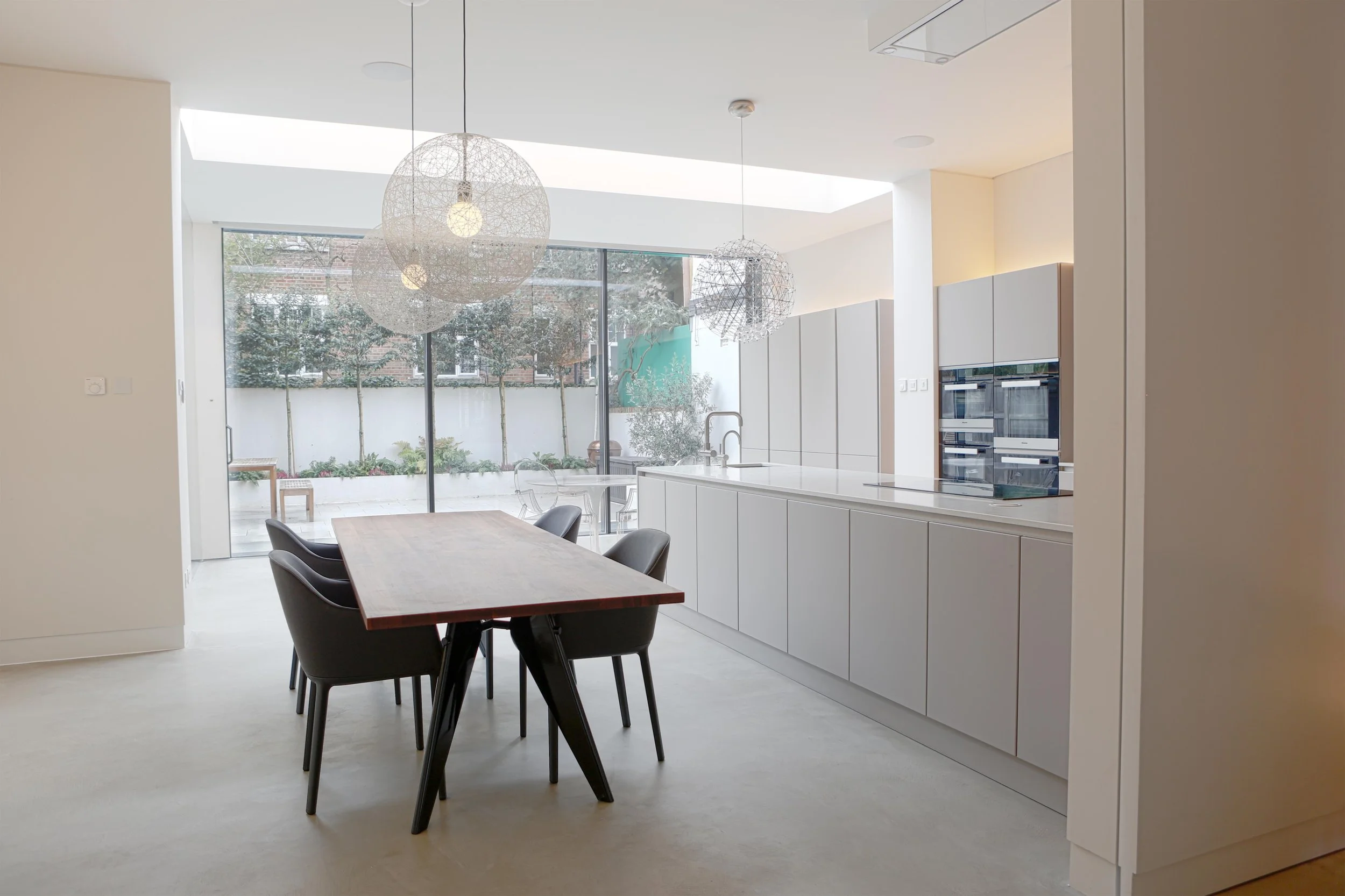 Interior of Howitt Road