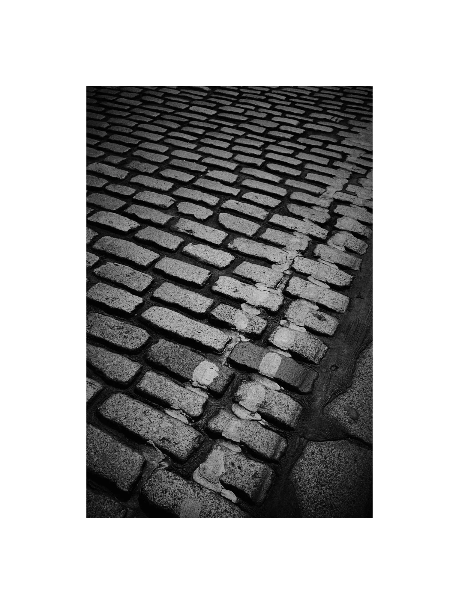 A visit to Hull with my Leica MP 0.72

#Leica 
#Analoguephotography
#35mmfilm
#hull
