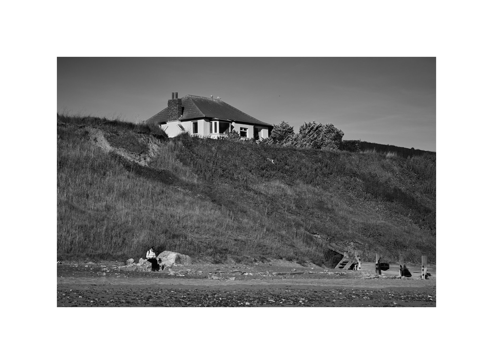 A safe place to sit?

#Hornsea 
#Beach 
#Digging 
#Leica 
#coastalerosion