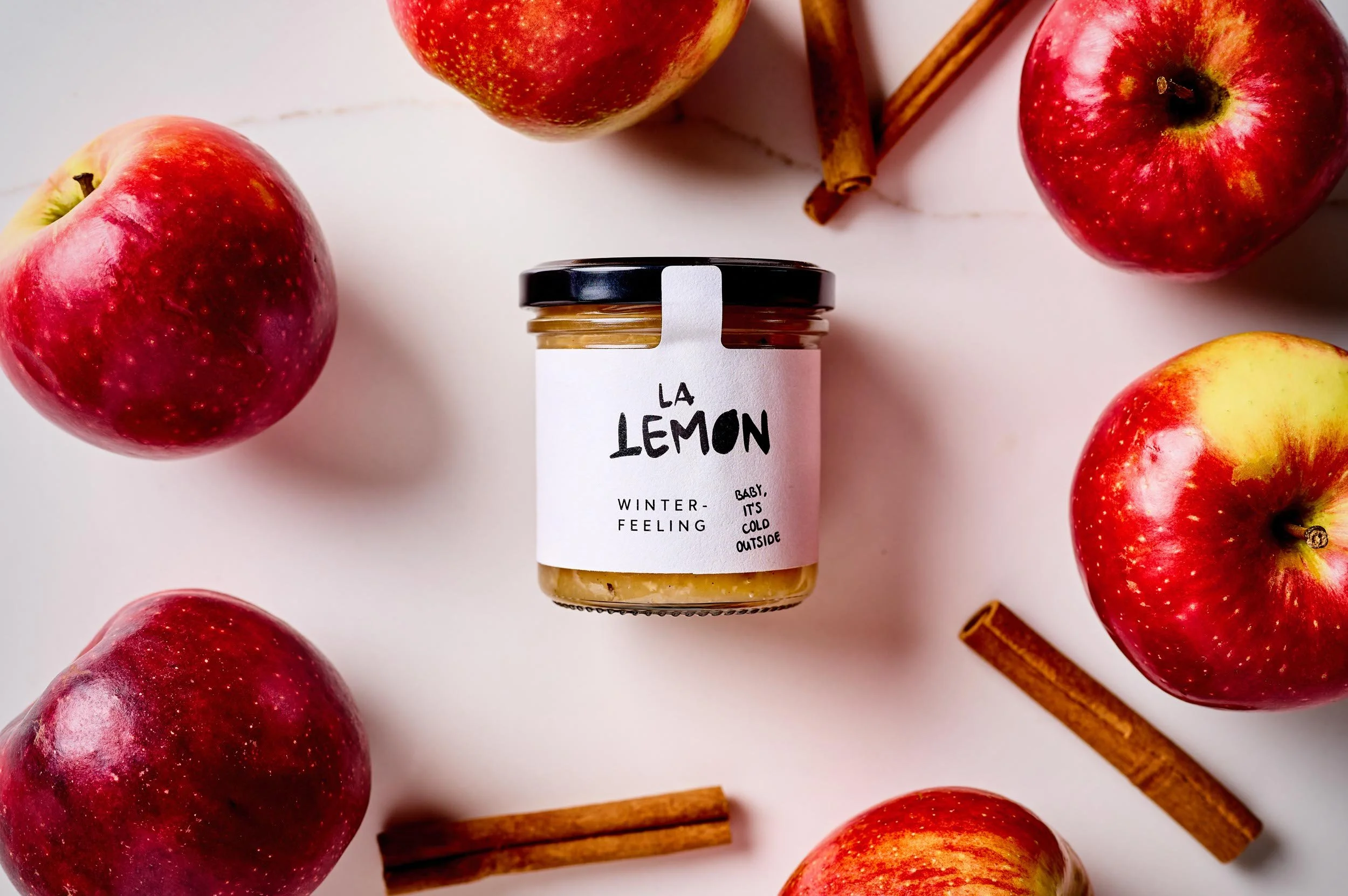 la-lemon-winter-feeling-food-produktfotografie-apfel-zimt.jpeg