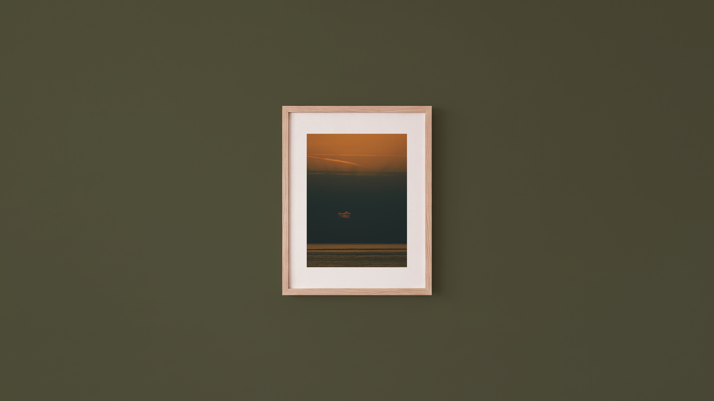 Moon-portrait-kaki.png