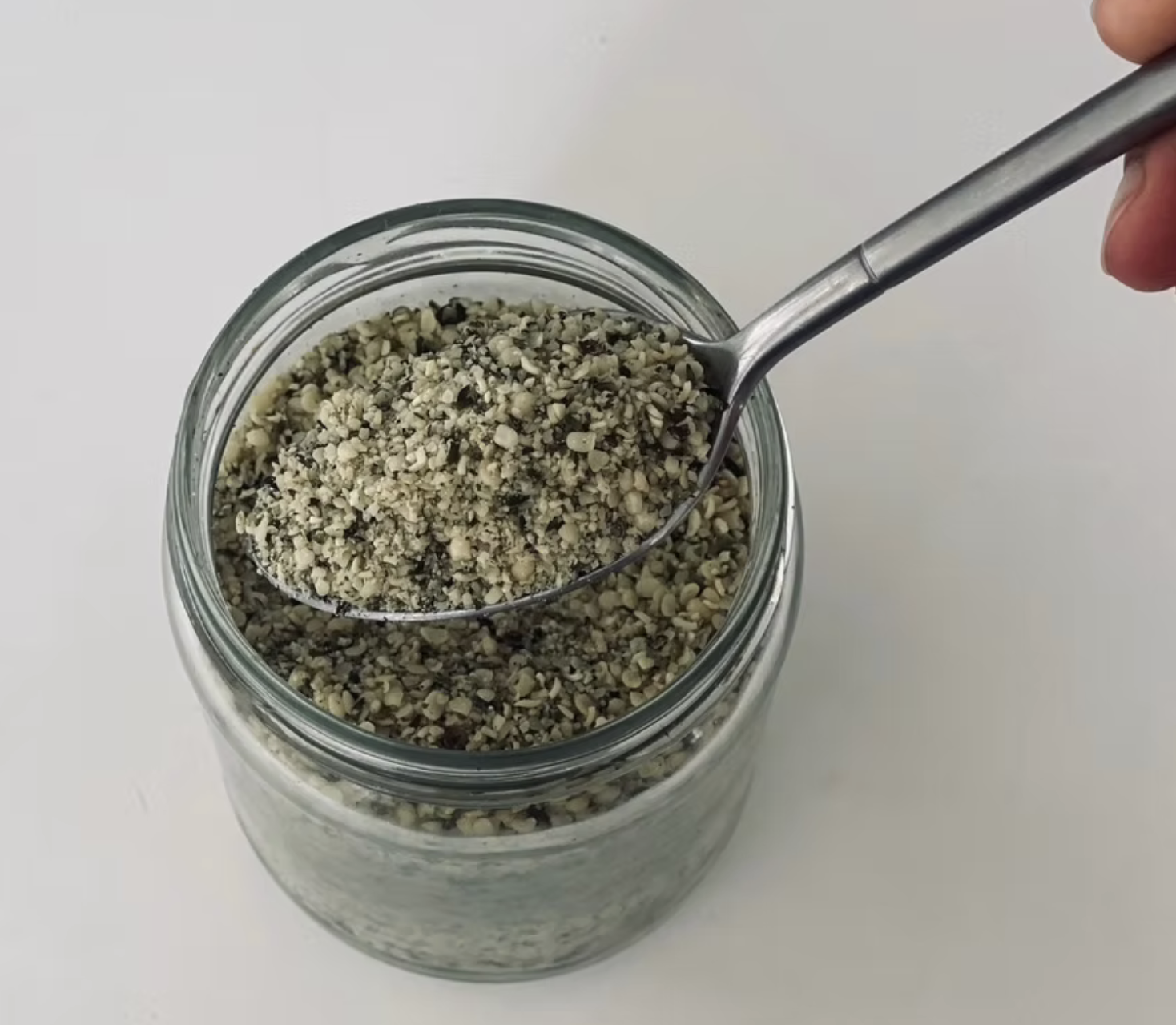 Hemp seeds - tiny miracles of nutrition blog post