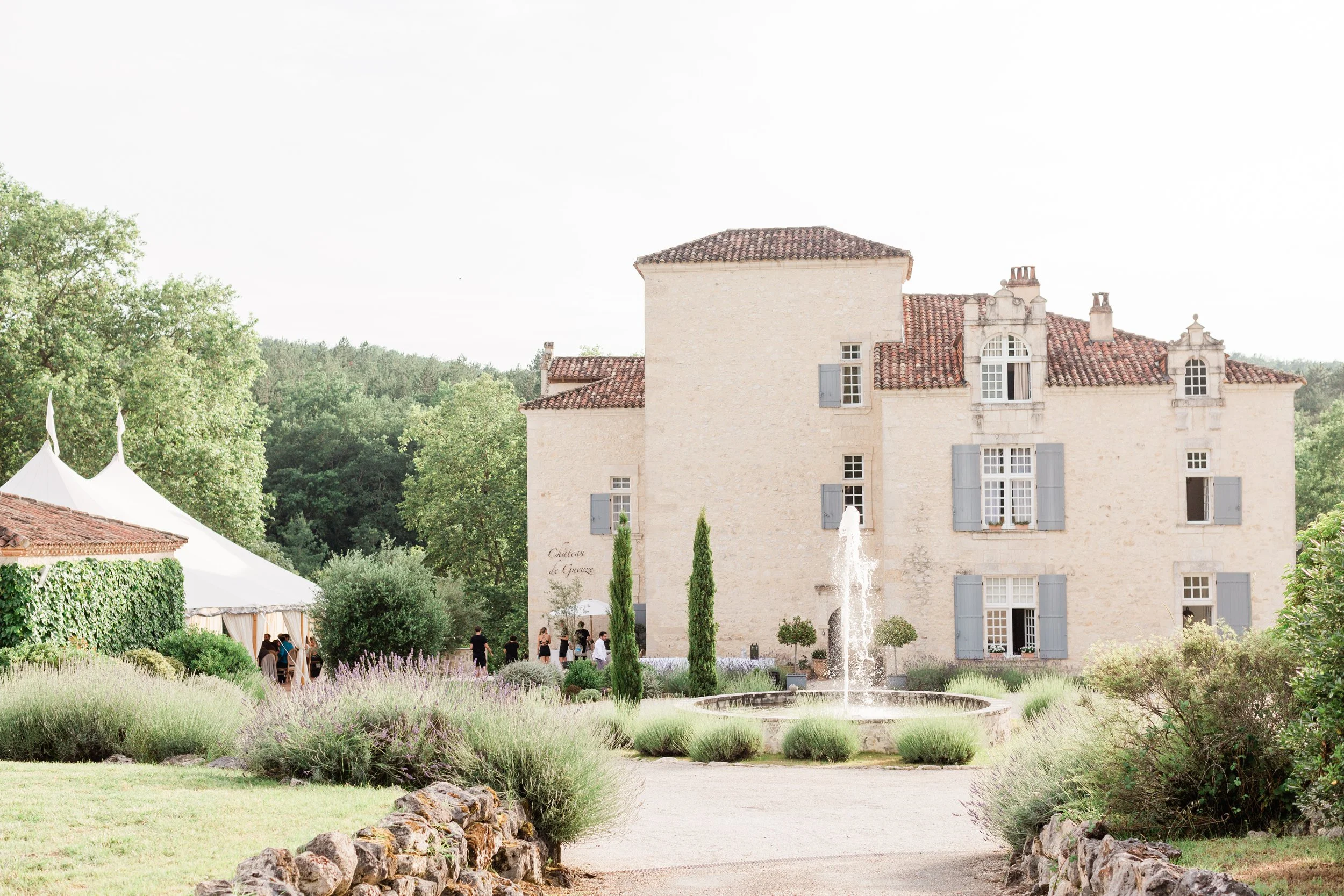 WeddingChâteaudeGueyze-Joice&Martin-Diner-121.jpg
