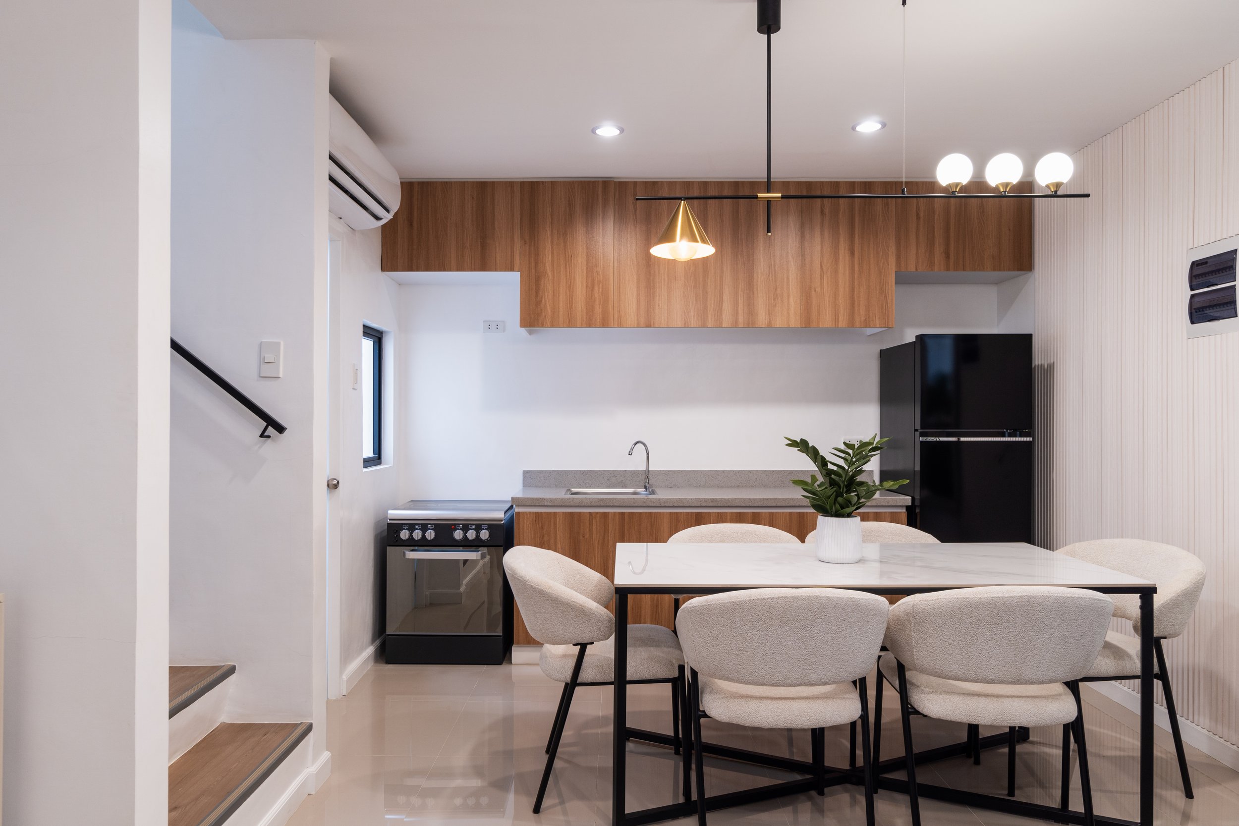Living, dining and kitchen (11).jpg