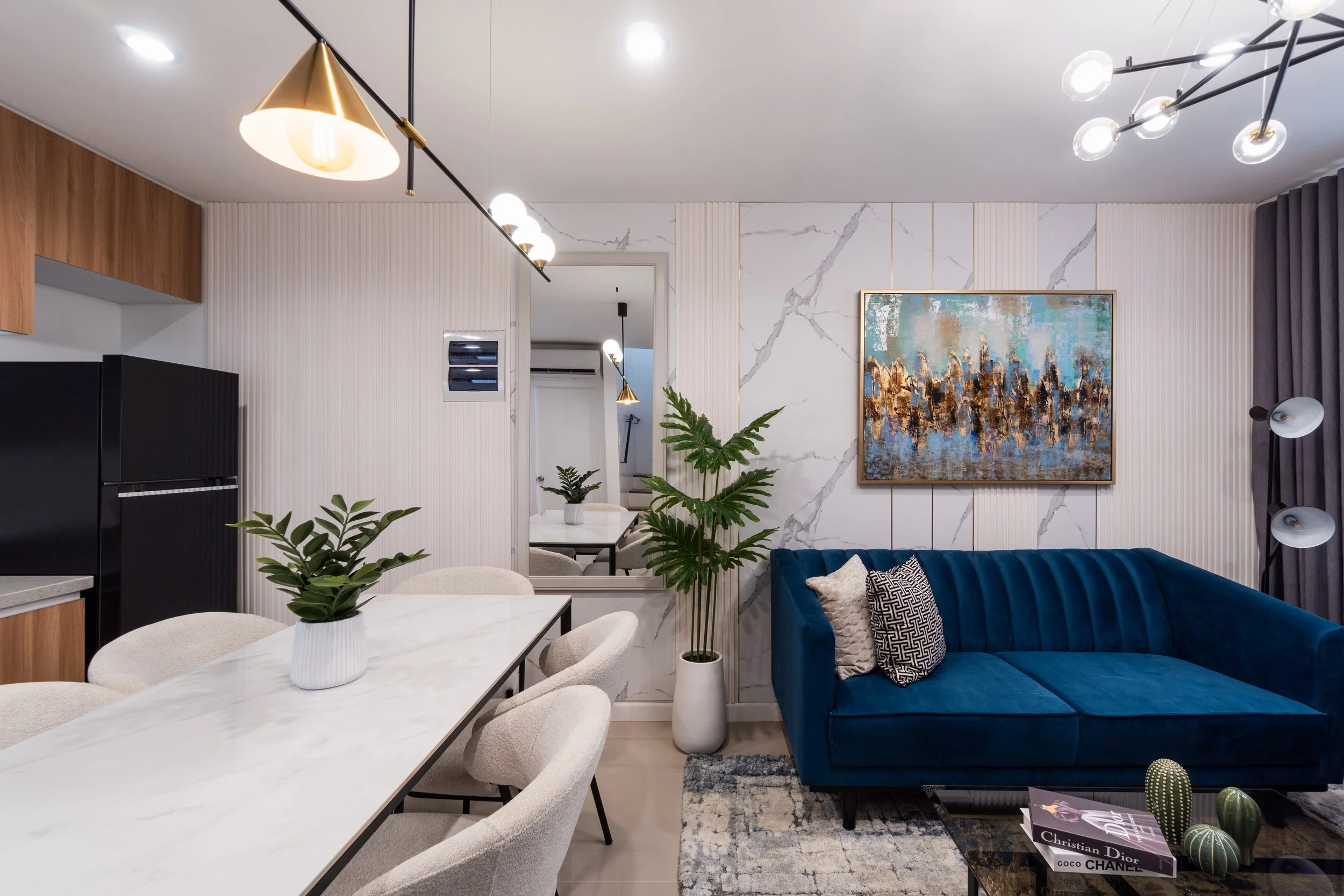 Living, dining and kitchen (12).jpg