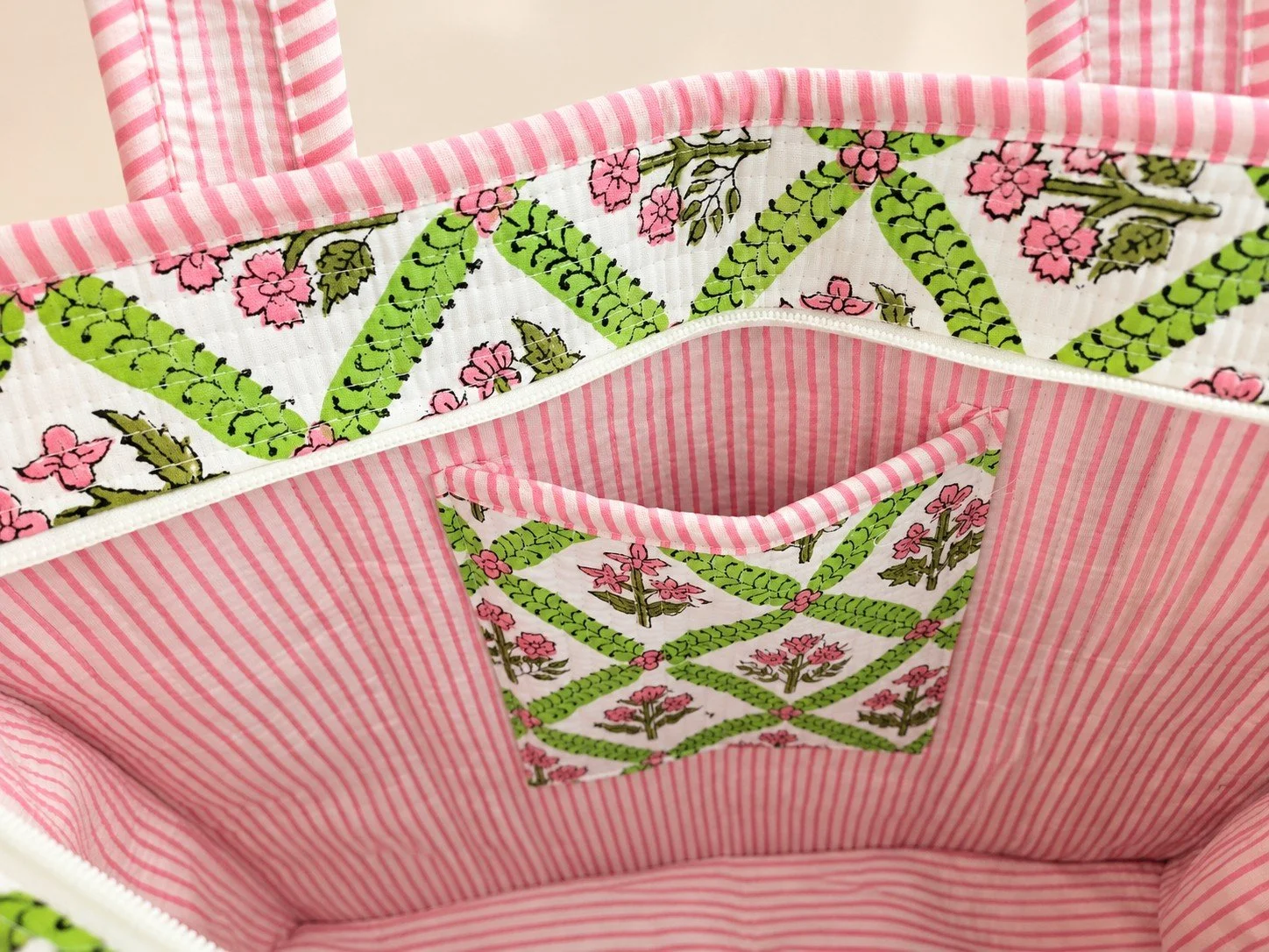Quilted Floral Tote Interior.jpg