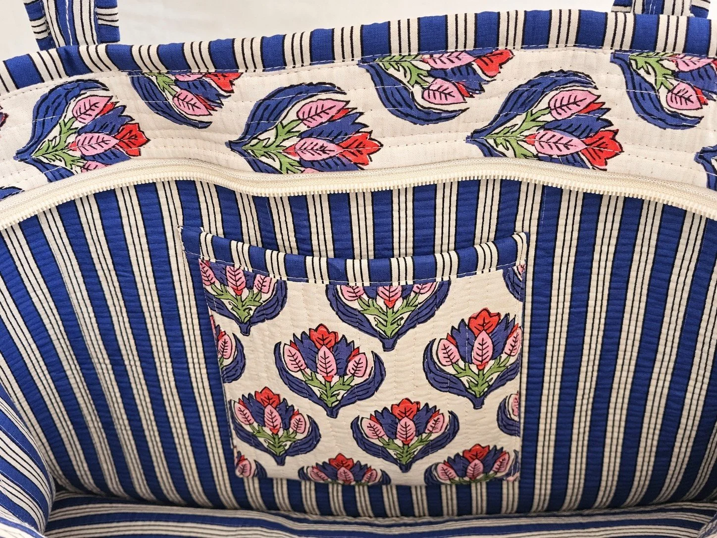 Quilted Floral Tote Interior.jpg