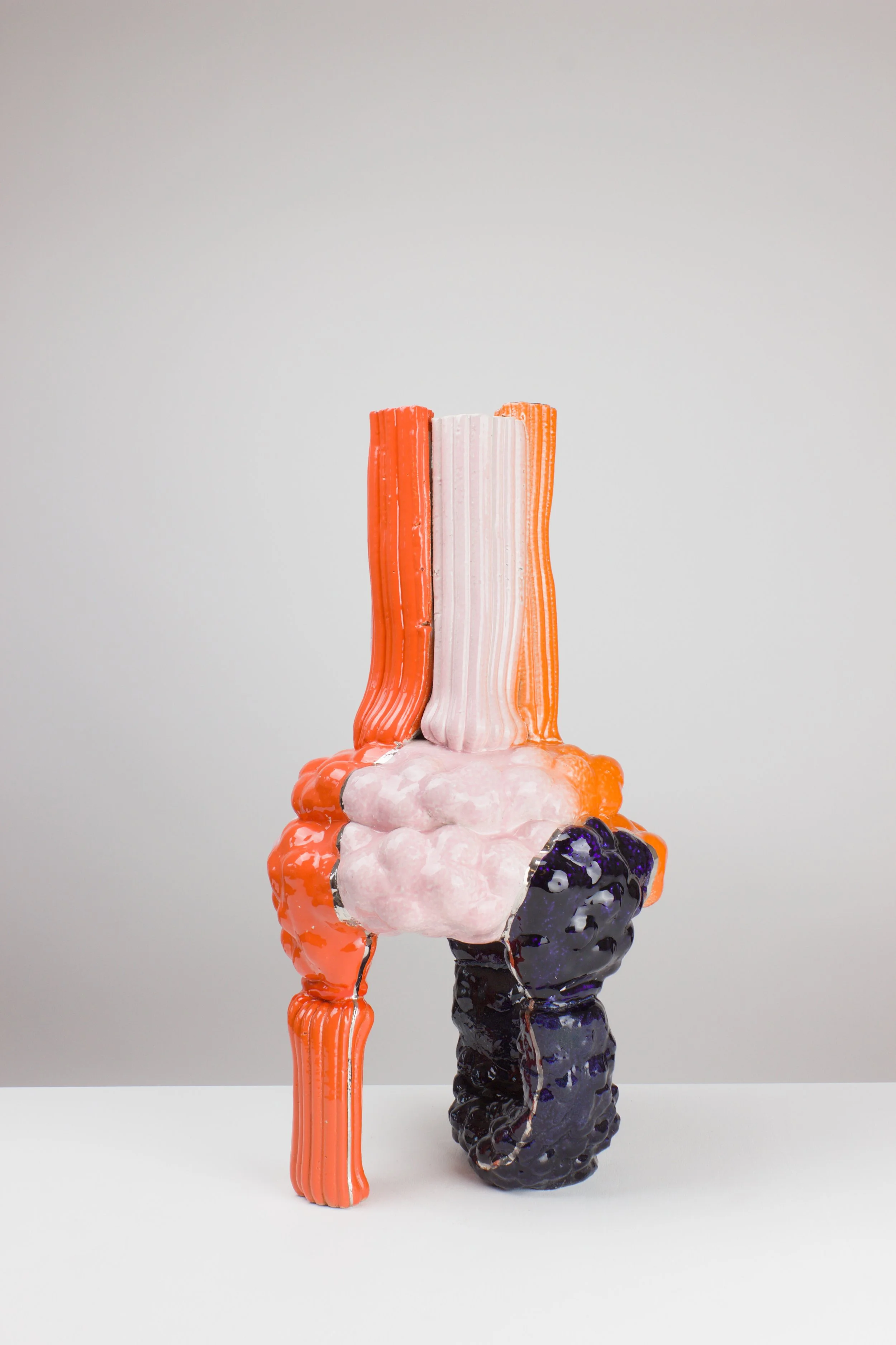 Falmingo, 2024. White clay, engobe, glaze, platinum. 76x41x40cm