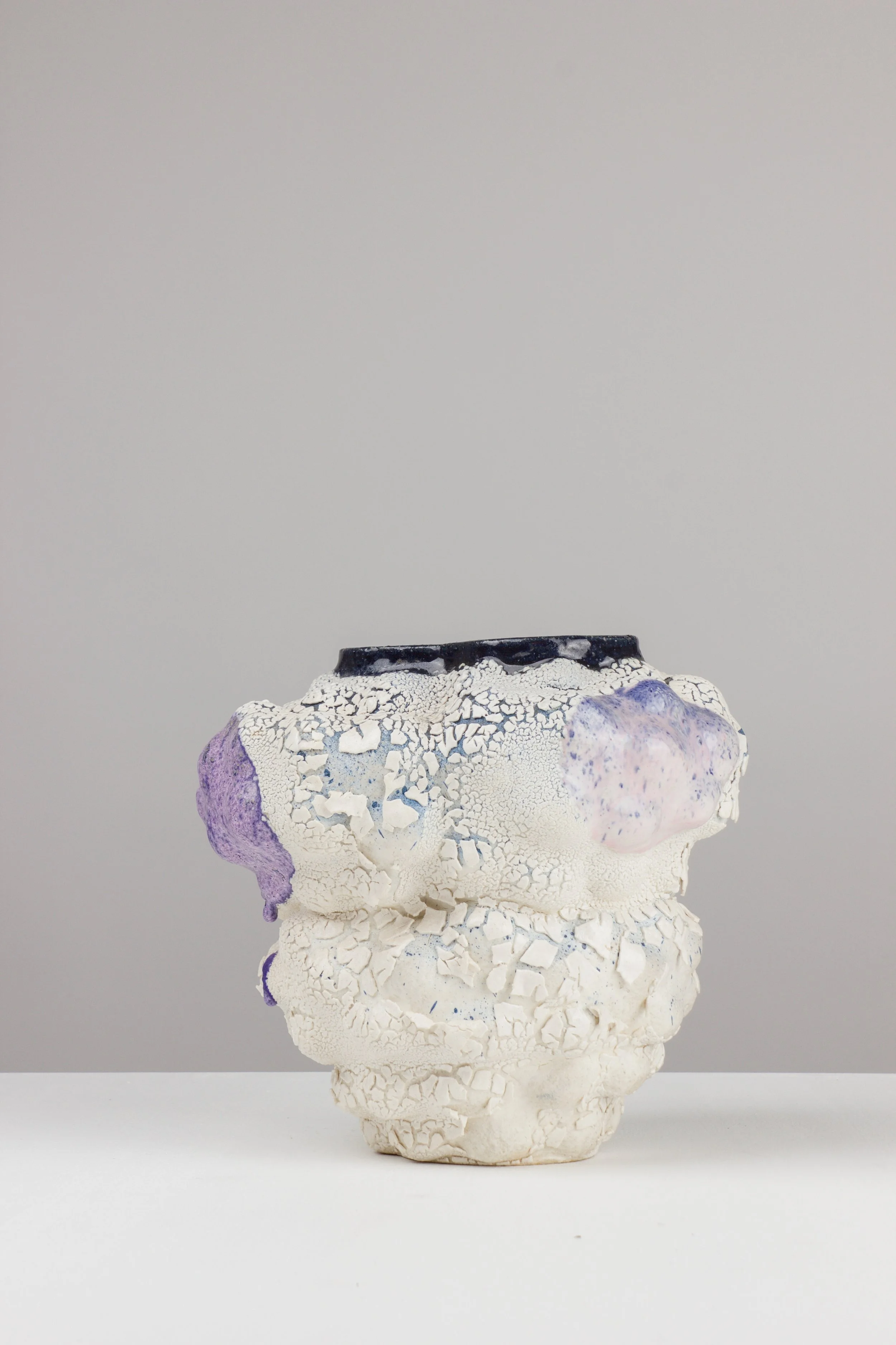 moon, 2024. White clay, engobe, glaze. 20x22x21cm 