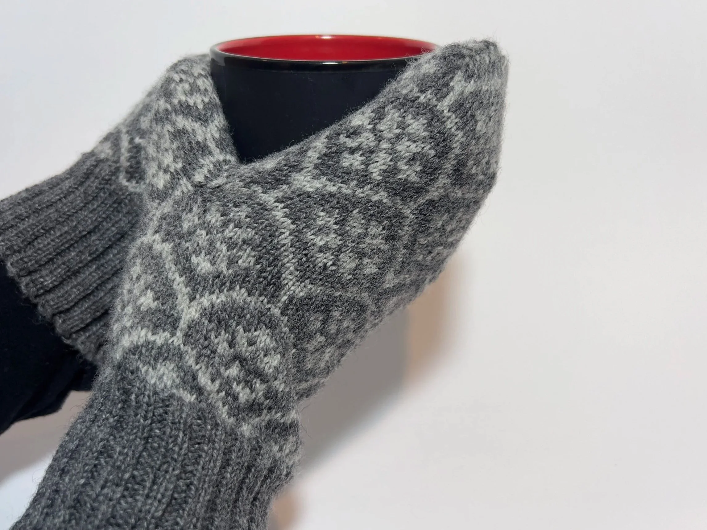 IMG_4596.jpg handmade wool mitten Homespun Knits