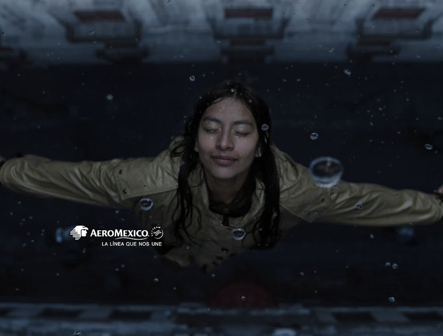 Fly Away - Aeroméxico