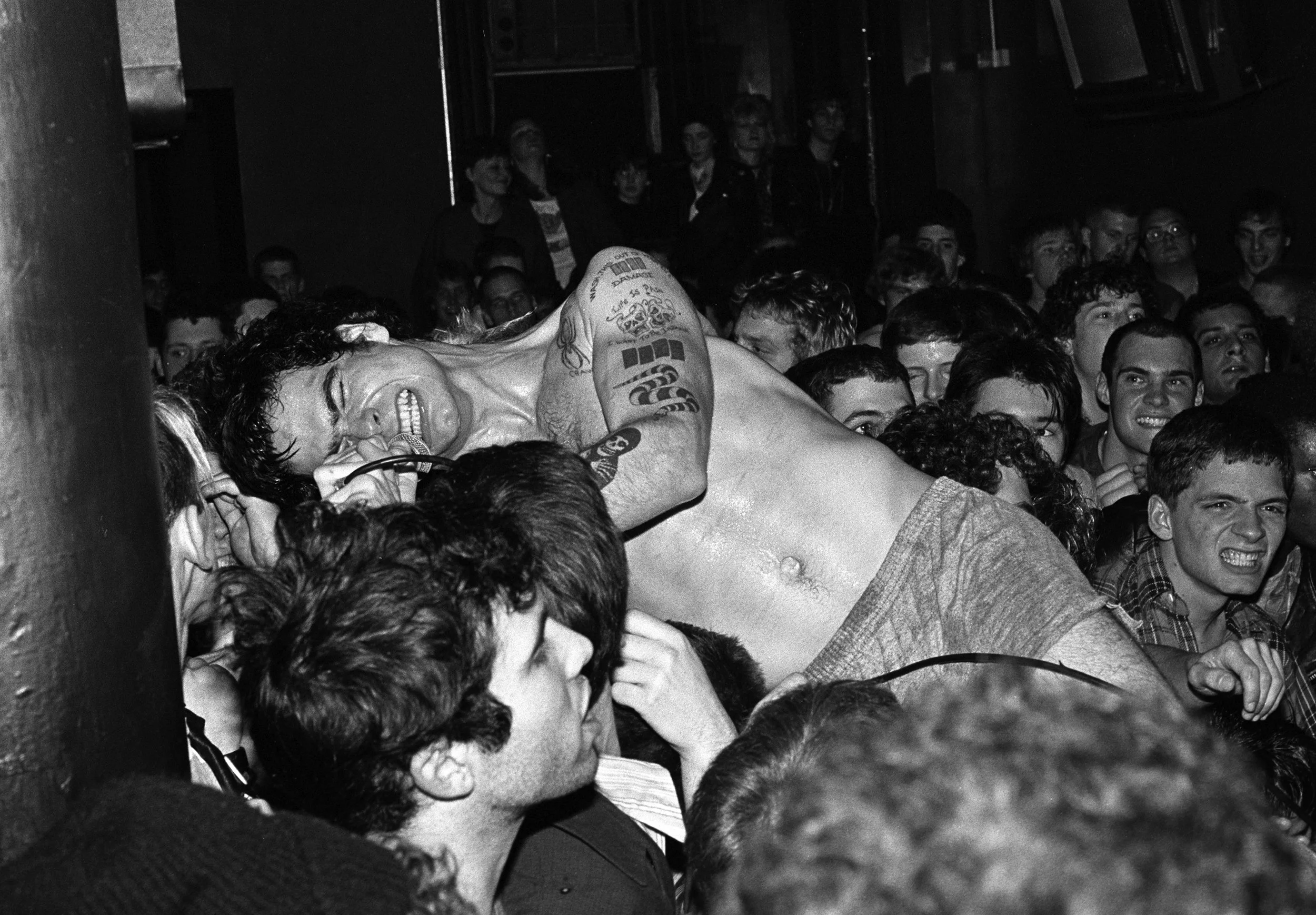BLACK FLAG-05.jpg