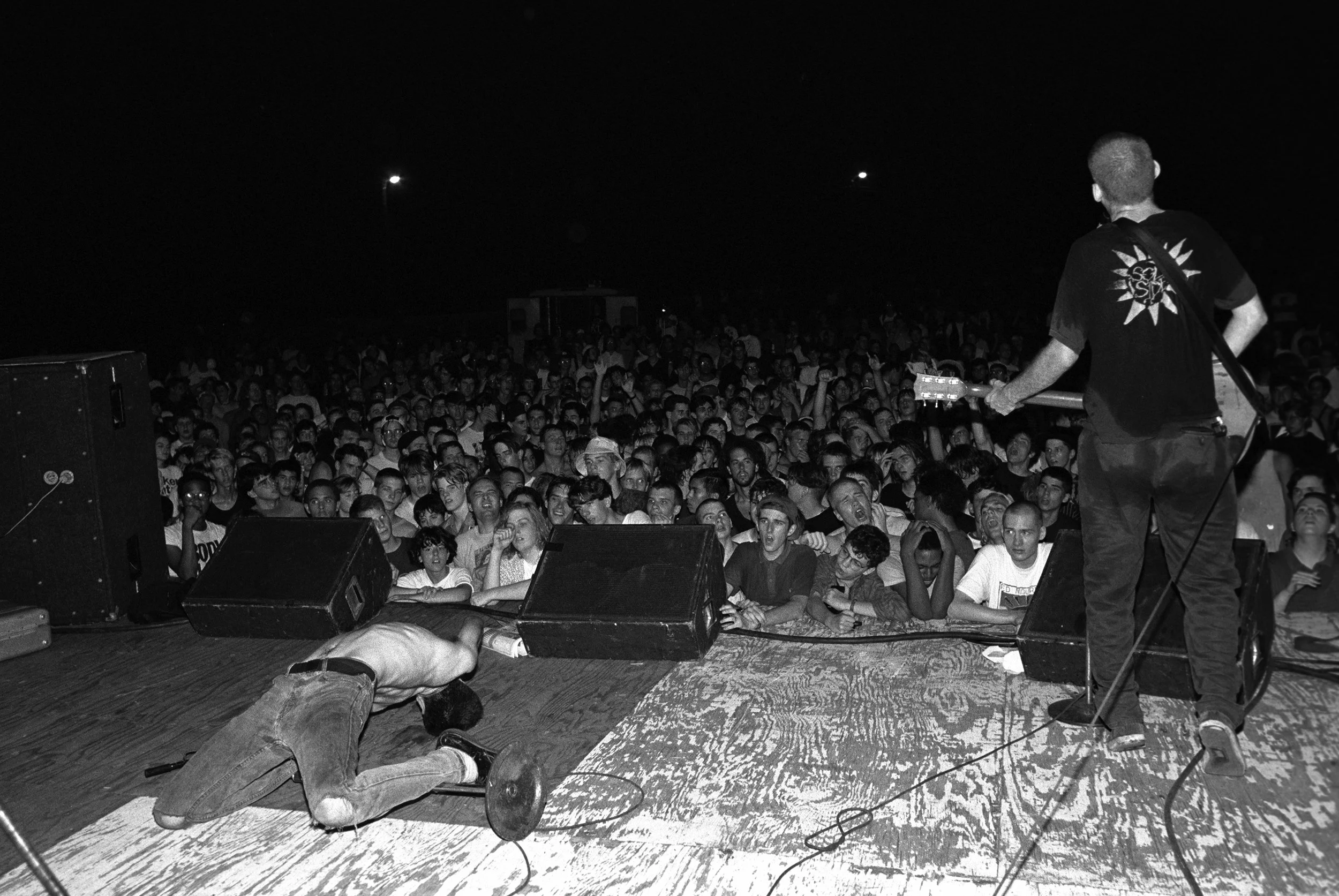 Fugazi-02.jpg