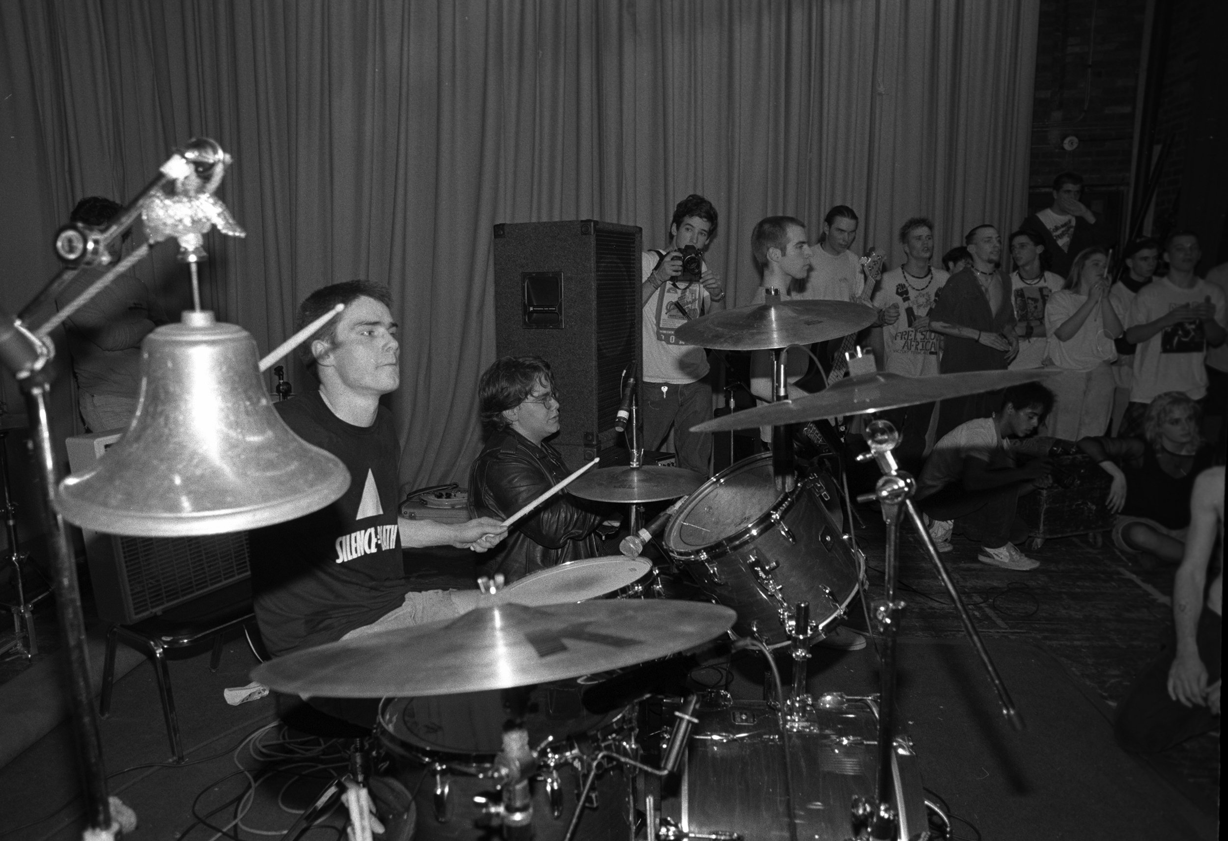 Fugazi-21.jpg