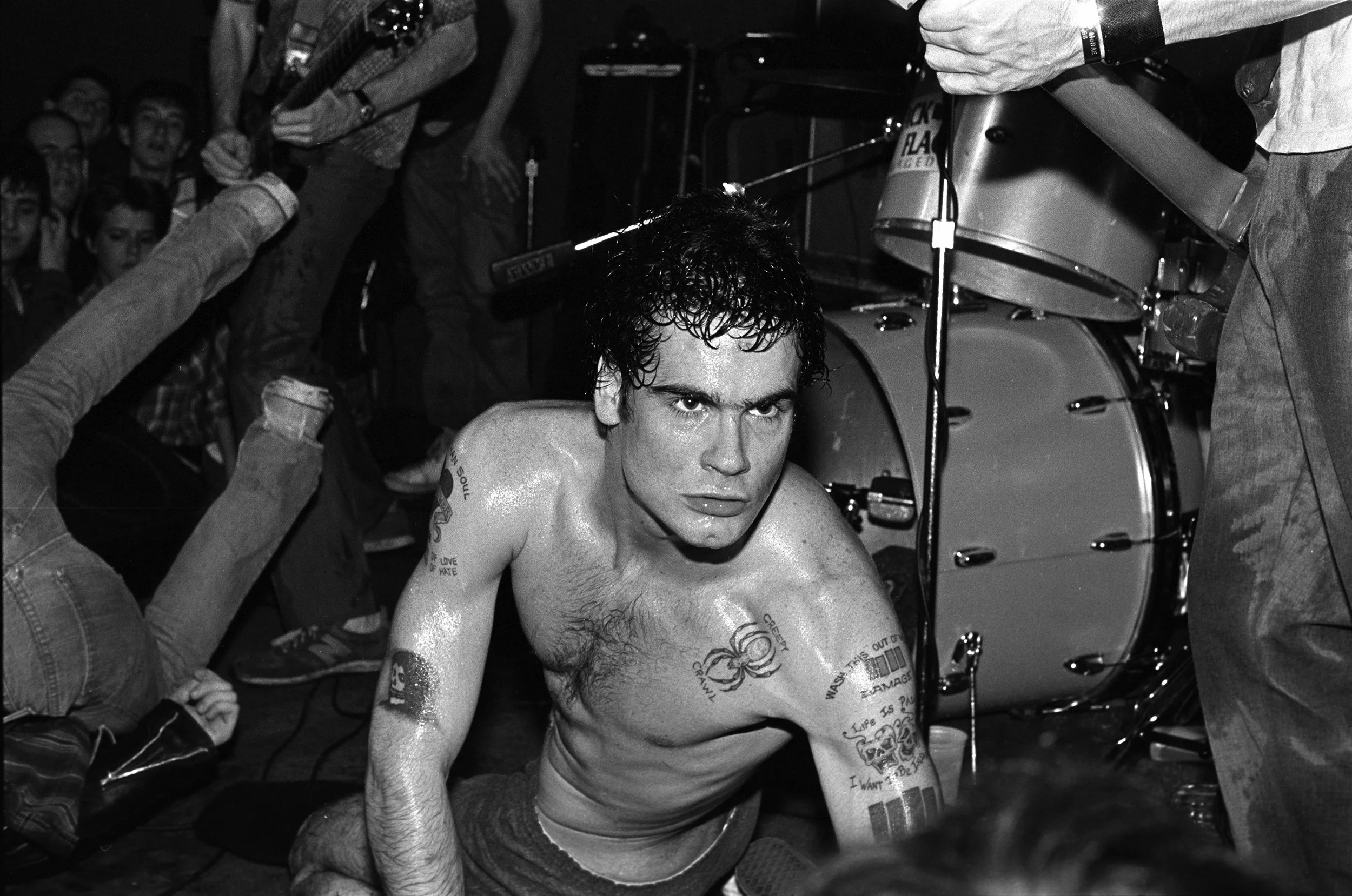 BLACK FLAG-08.jpg