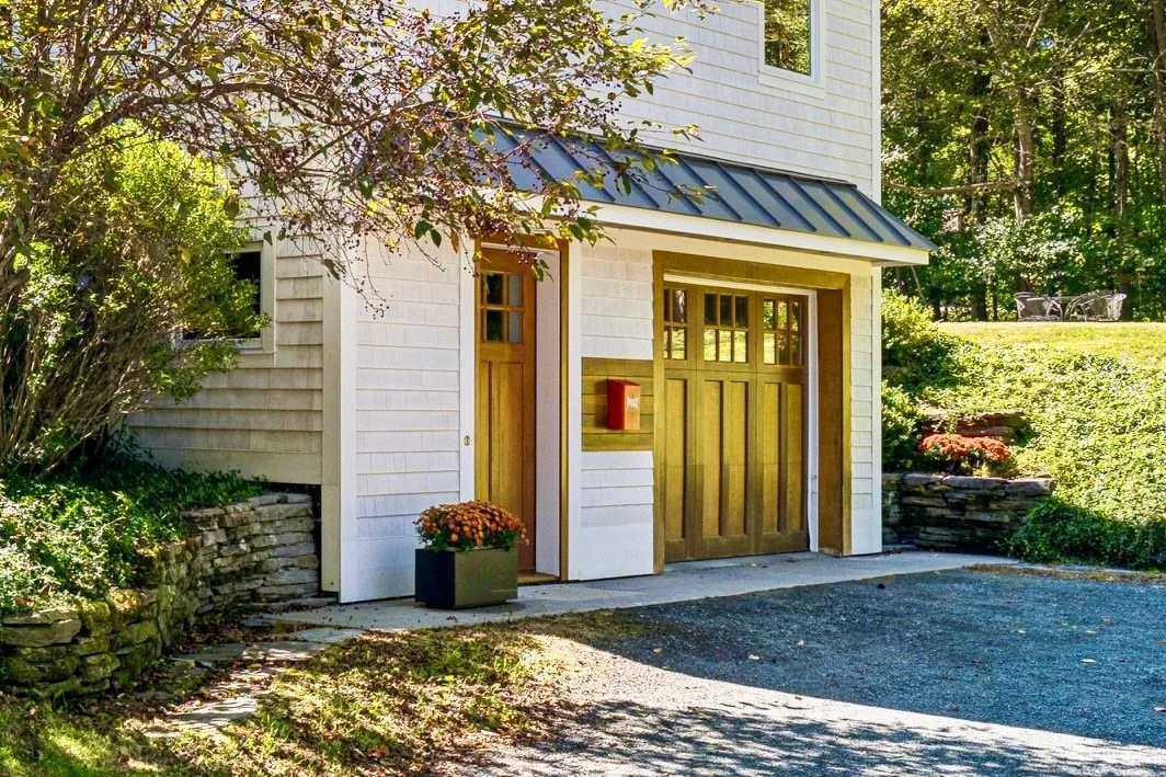 Entry Crop- 7 Conant Rd Hanover NH.jpeg