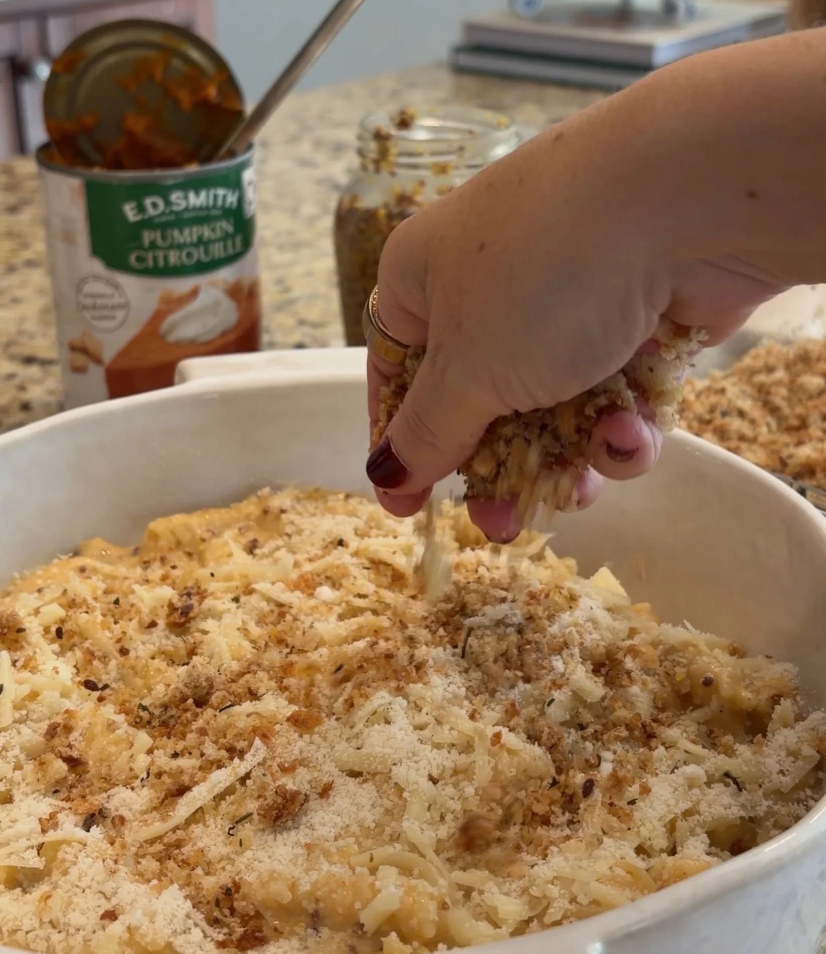 TOP WITH BREADCRUMBS