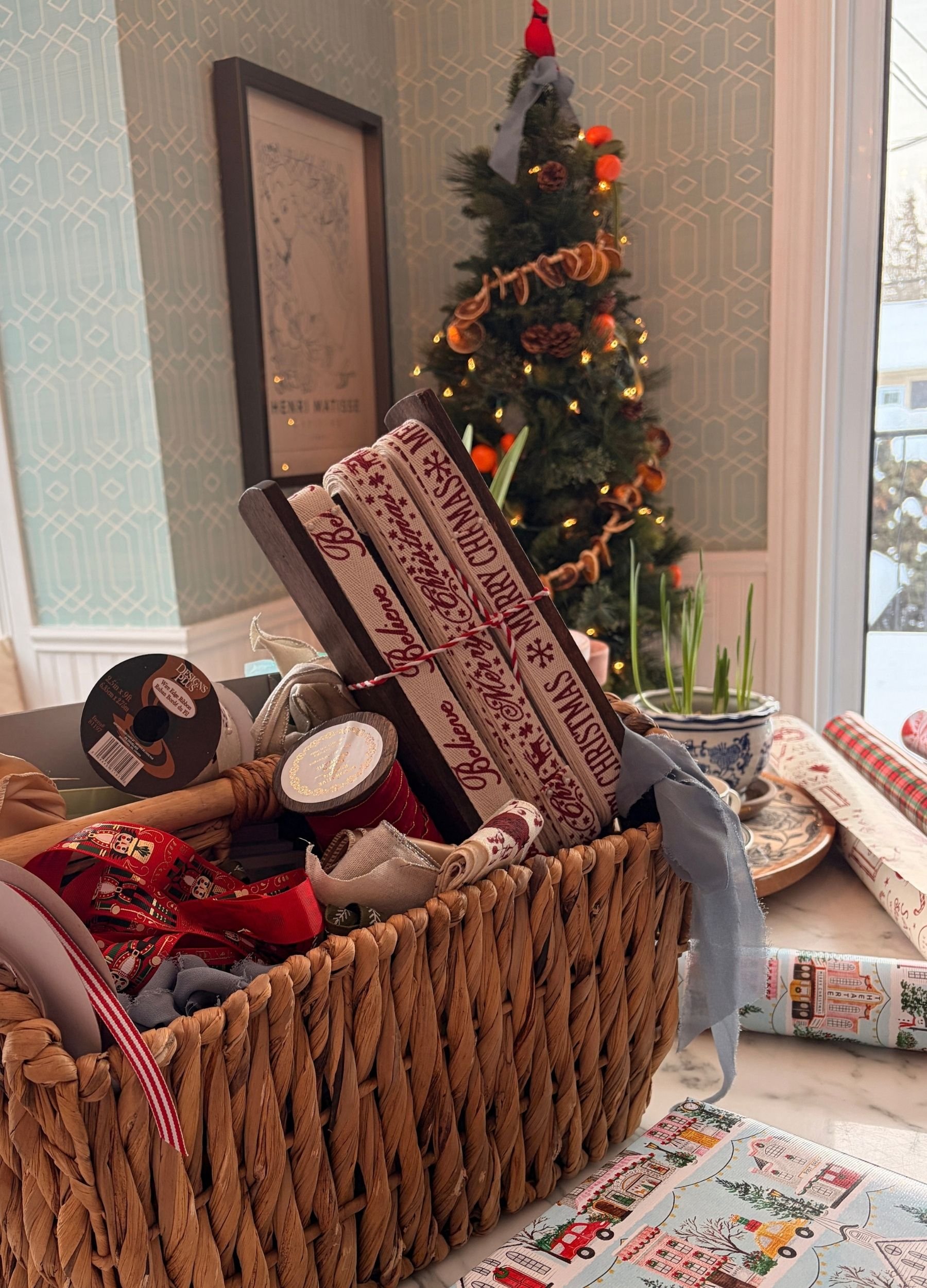 THE WRAPPING CHAOS