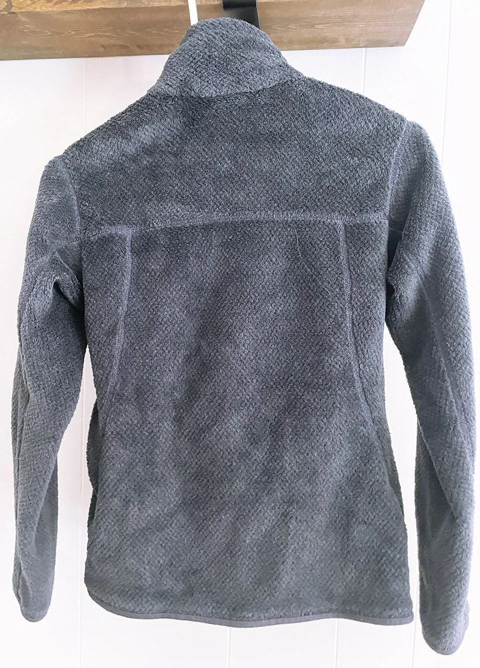 PTGA_W_ReToolSnapT_XS_Navy_BACK.jpg