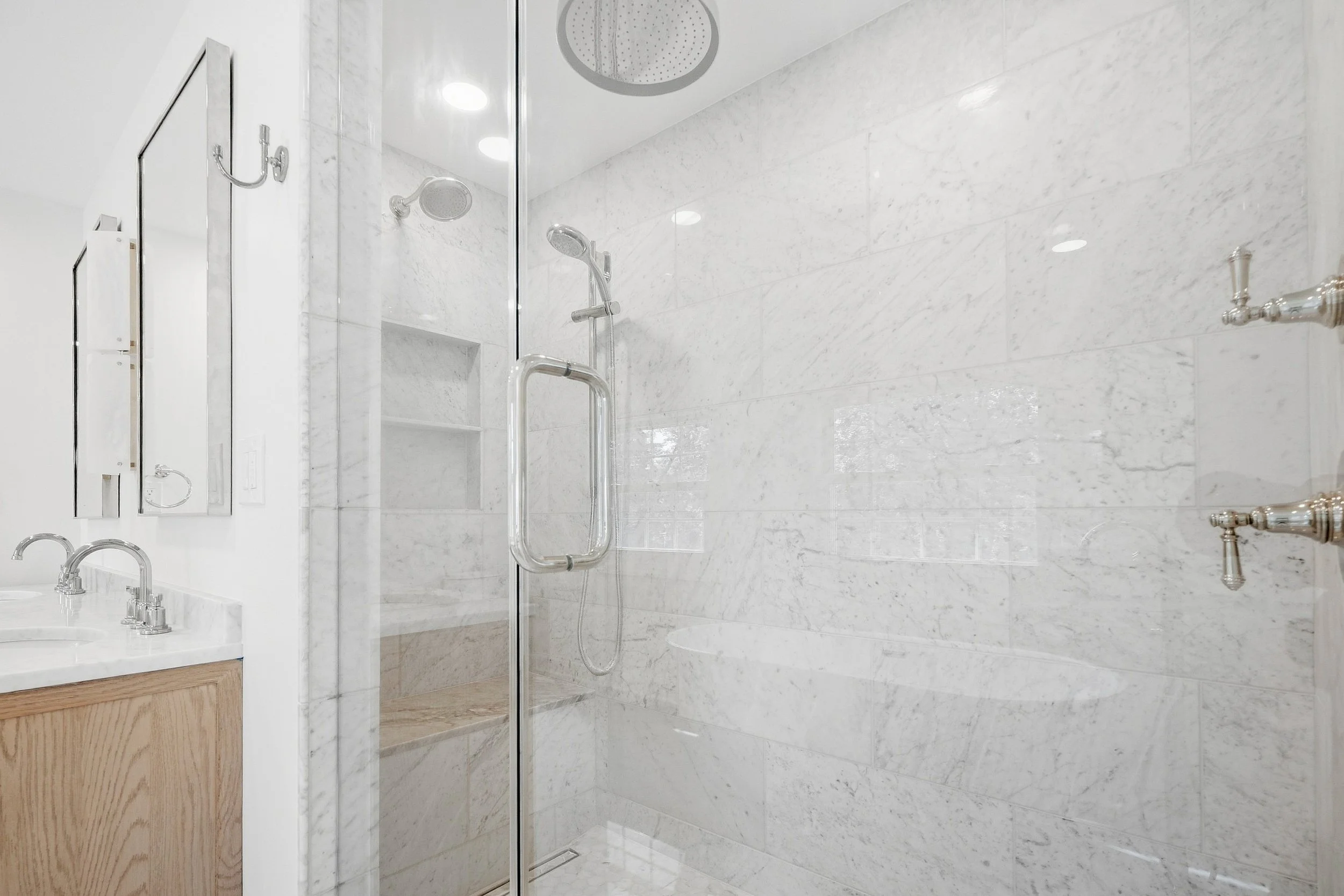 11124 N Lake Dr, Mequon-47.jpg