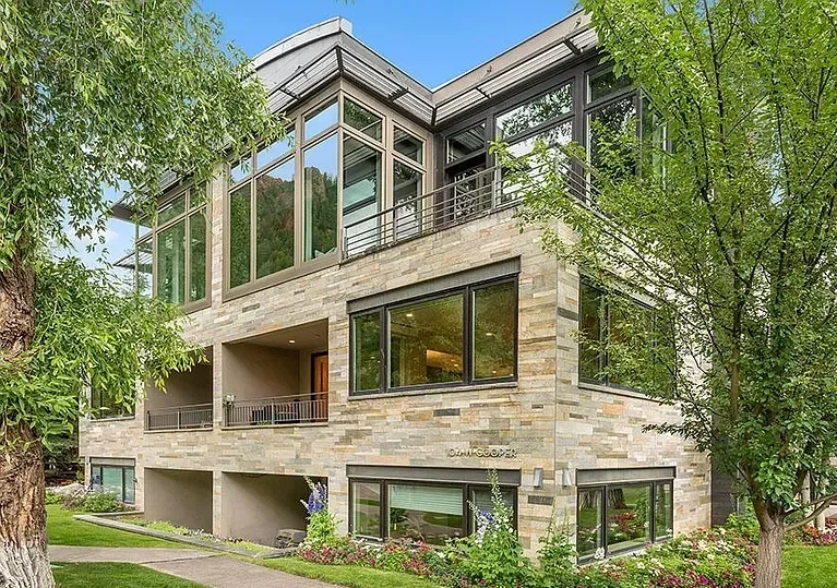 Right side exterior photo of Coch Park Condos building built by John Olson, owner of Form 44 Construction, in Aspen, Colorado.