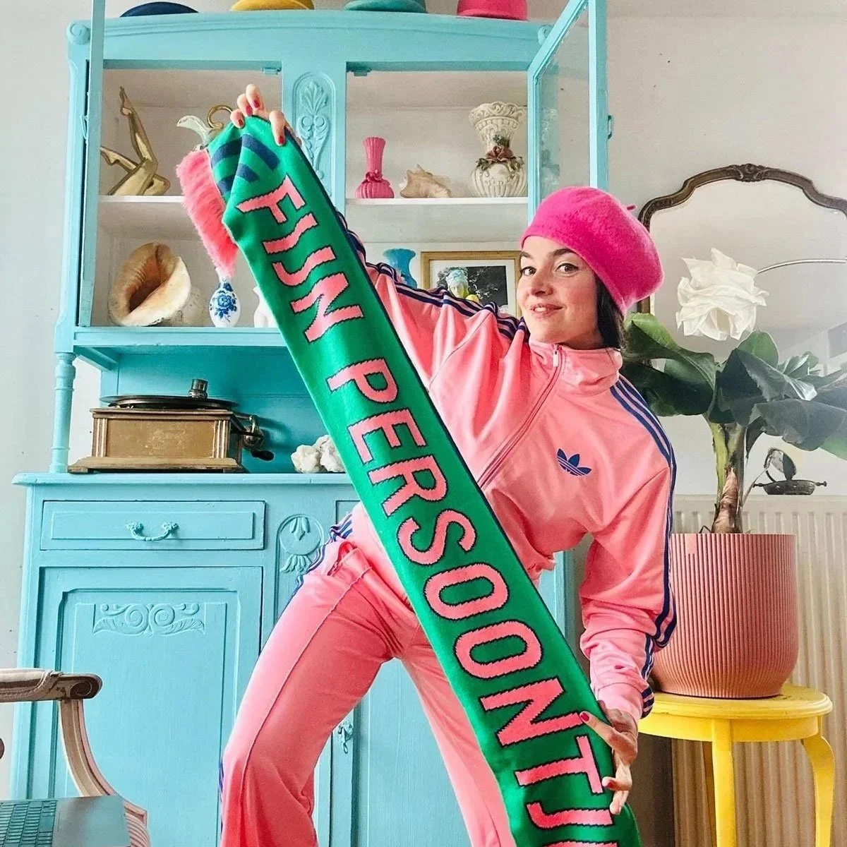 Fijn persoontje sjaal.