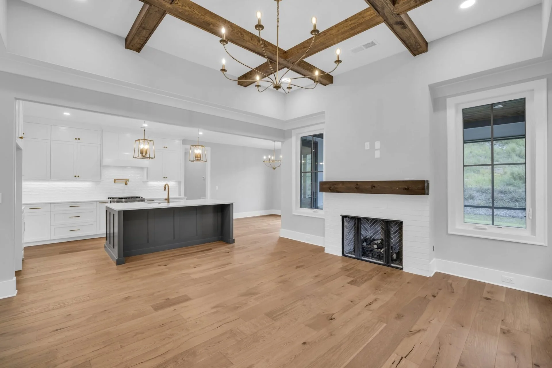 22-web-or-mls-1274-london-wds-wy.jpg