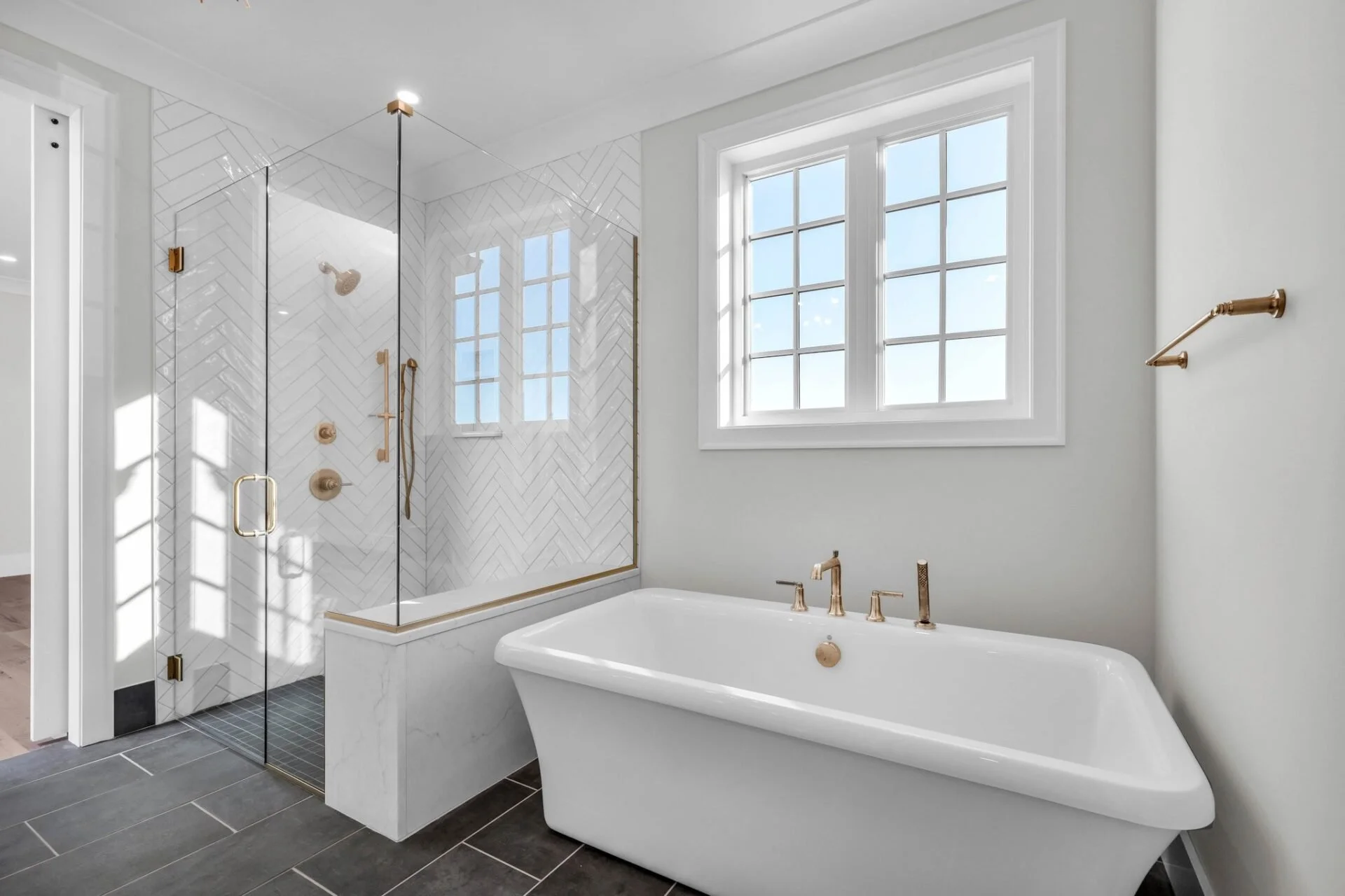 23-web-or-mls-1214-london-woods-way.jpg