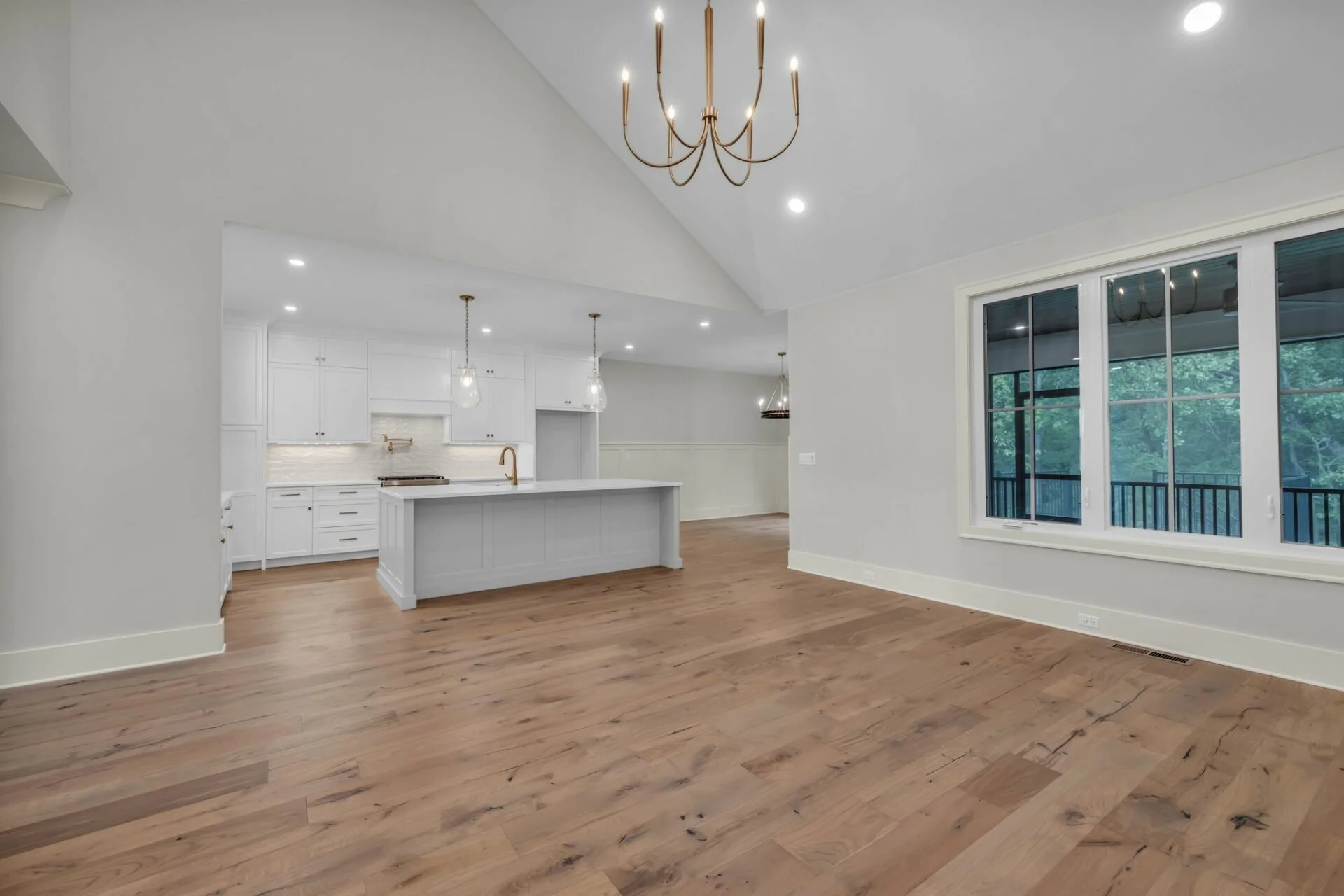 24-web-or-mls-1415-london-wds-wy.jpg