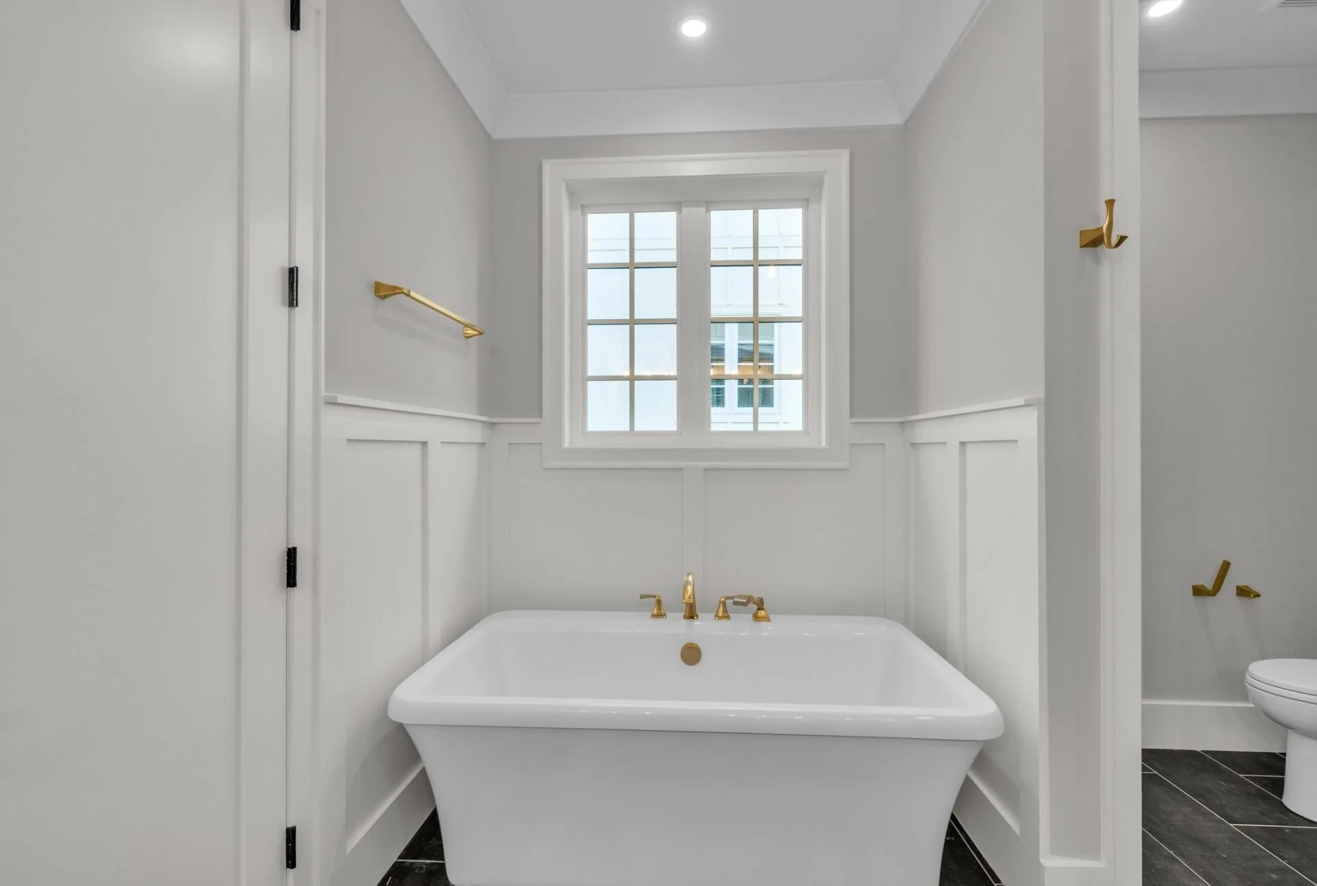 23-web-or-mls-1250-london-wds-wy.jpg