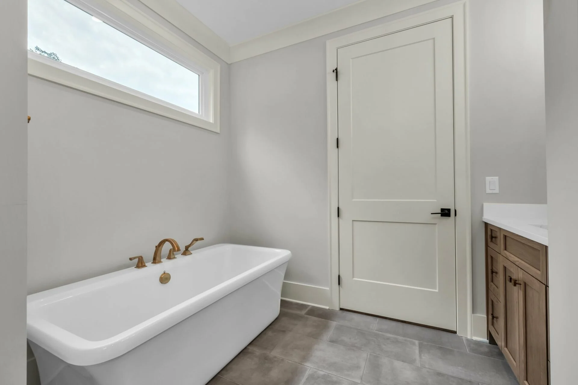 15-web-or-mls-1415-london-wds-wy.jpg