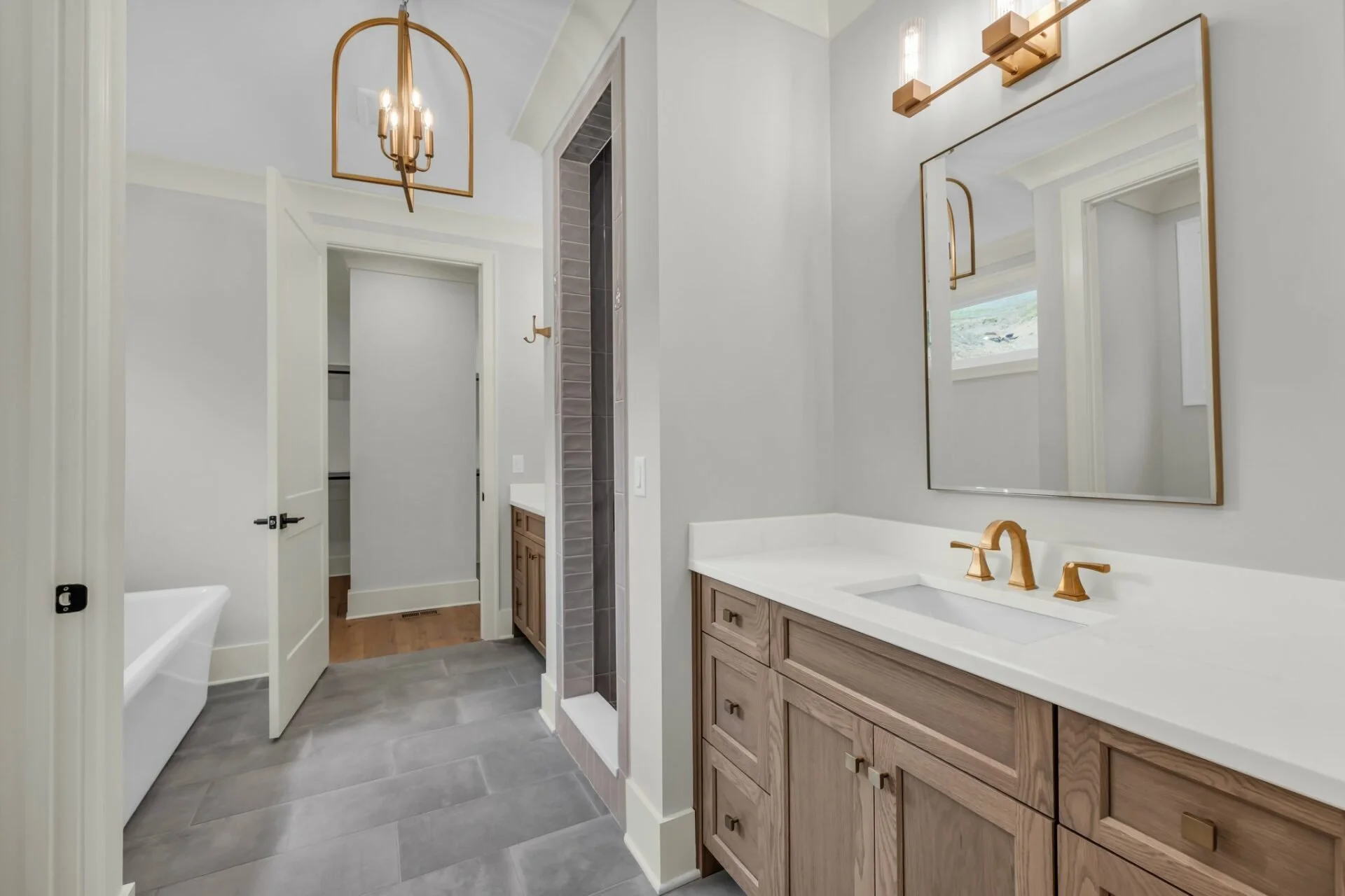 13-web-or-mls-1415-london-wds-wy.jpg