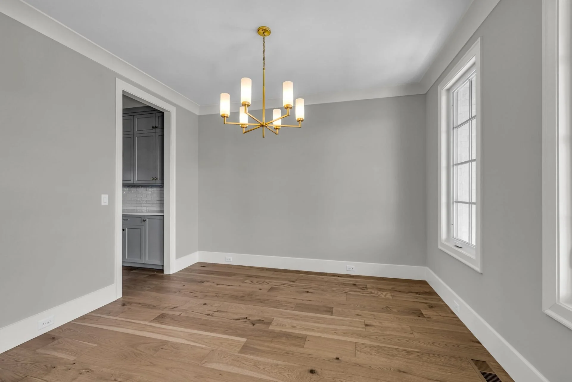 9-web-or-mls-1385-london-wds-wy.jpg