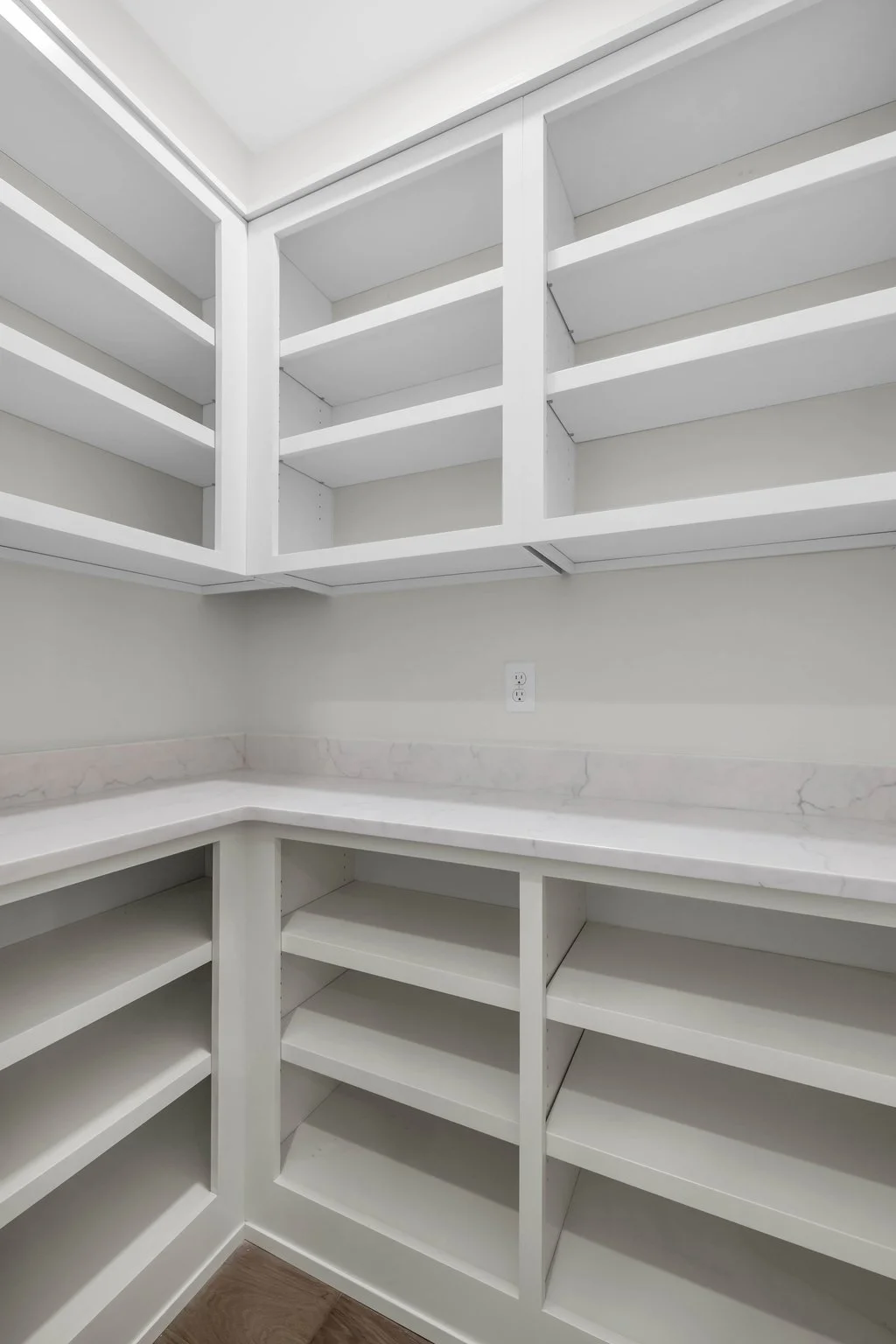 17-web-or-mls-1214-london-woods-way.jpg