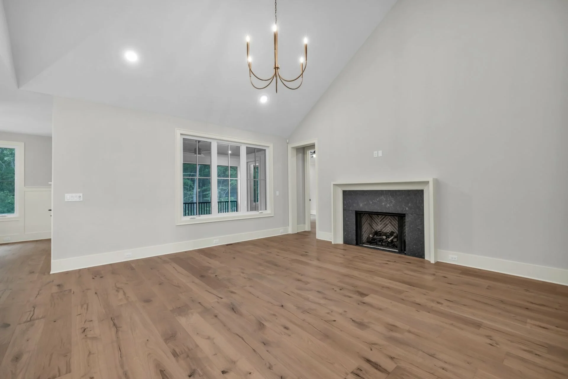 23-web-or-mls-1415-london-wds-wy.jpg