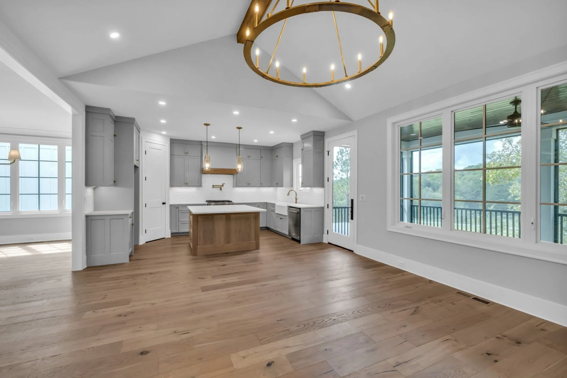 20-web-or-mls-1403-london-wds-wy.jpg