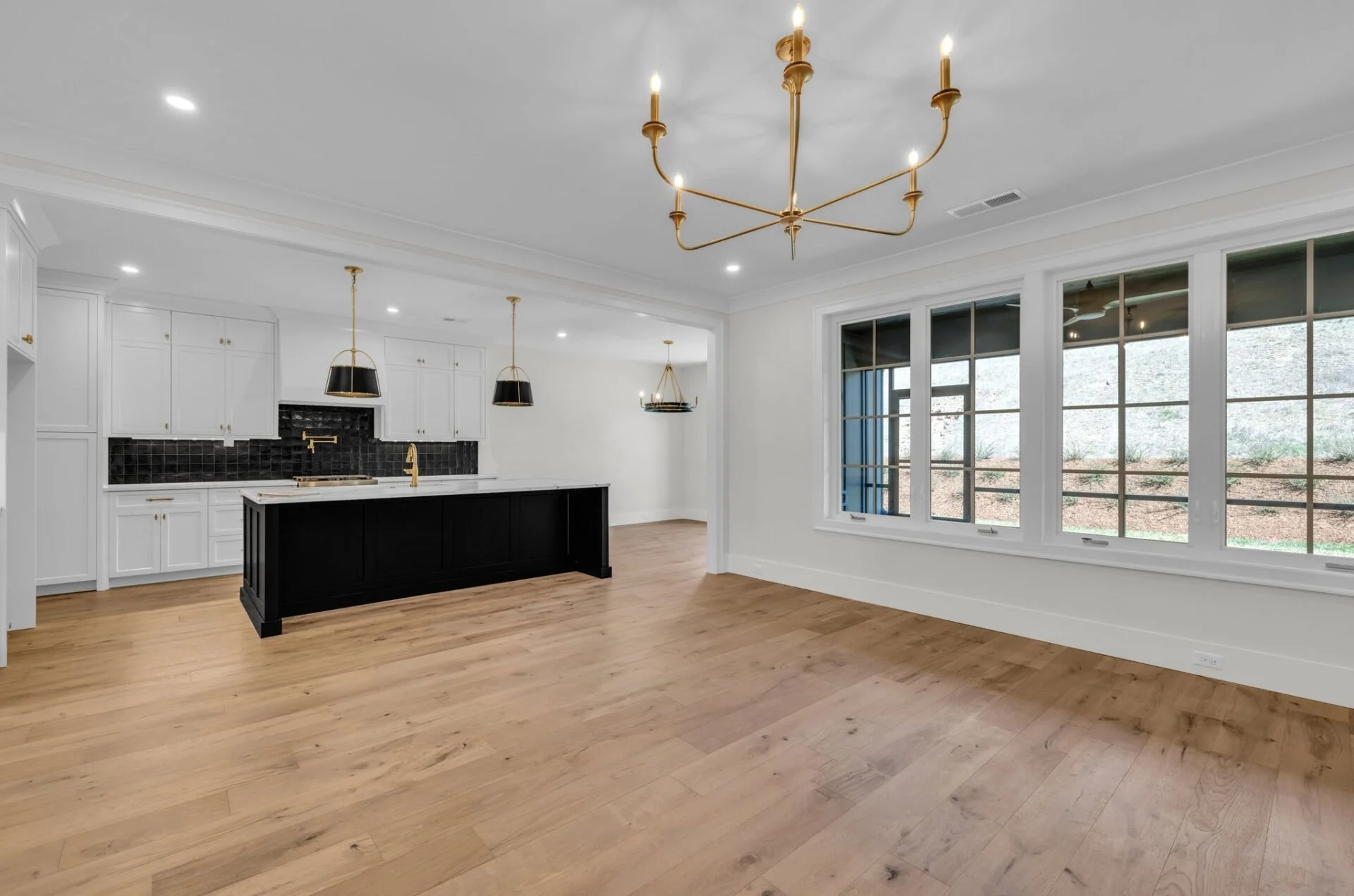 12-web-or-mls-1250-london-wds-wy.jpg