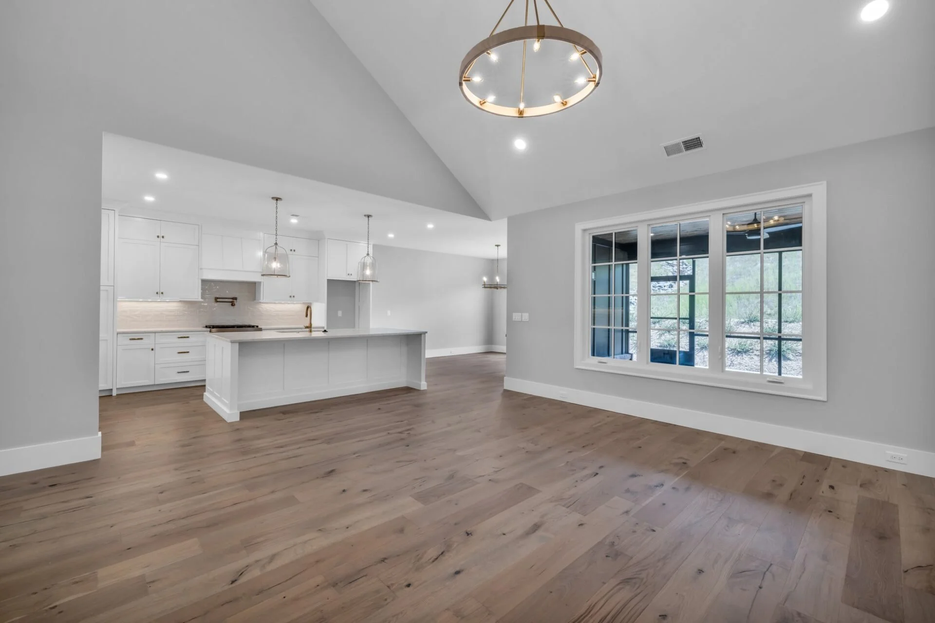 15-web-or-mls-1262-london-wds-wy.jpg